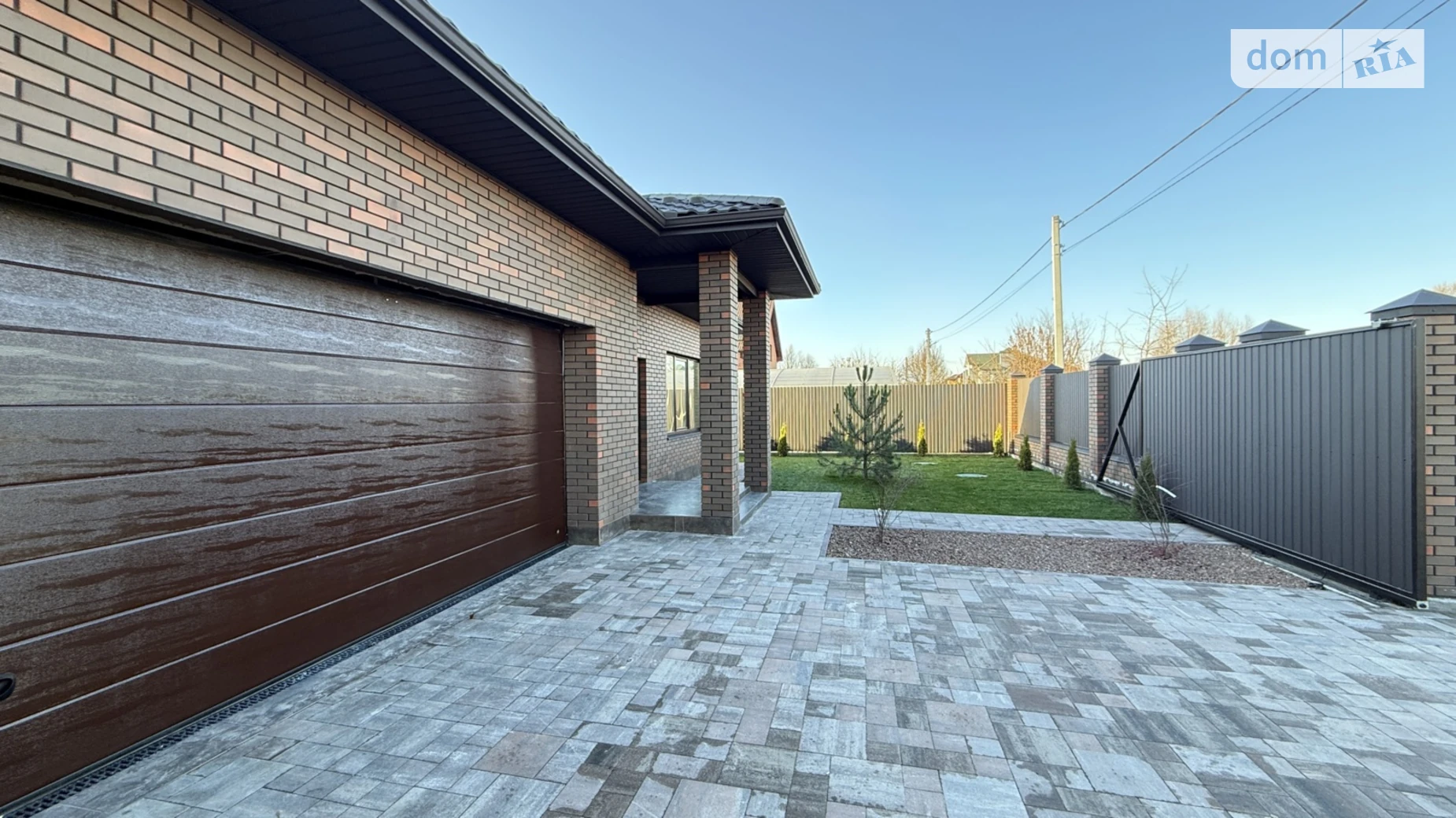 Продается одноэтажный дом 200 кв. м с бассейном, цена: 170000 $ - фото 2