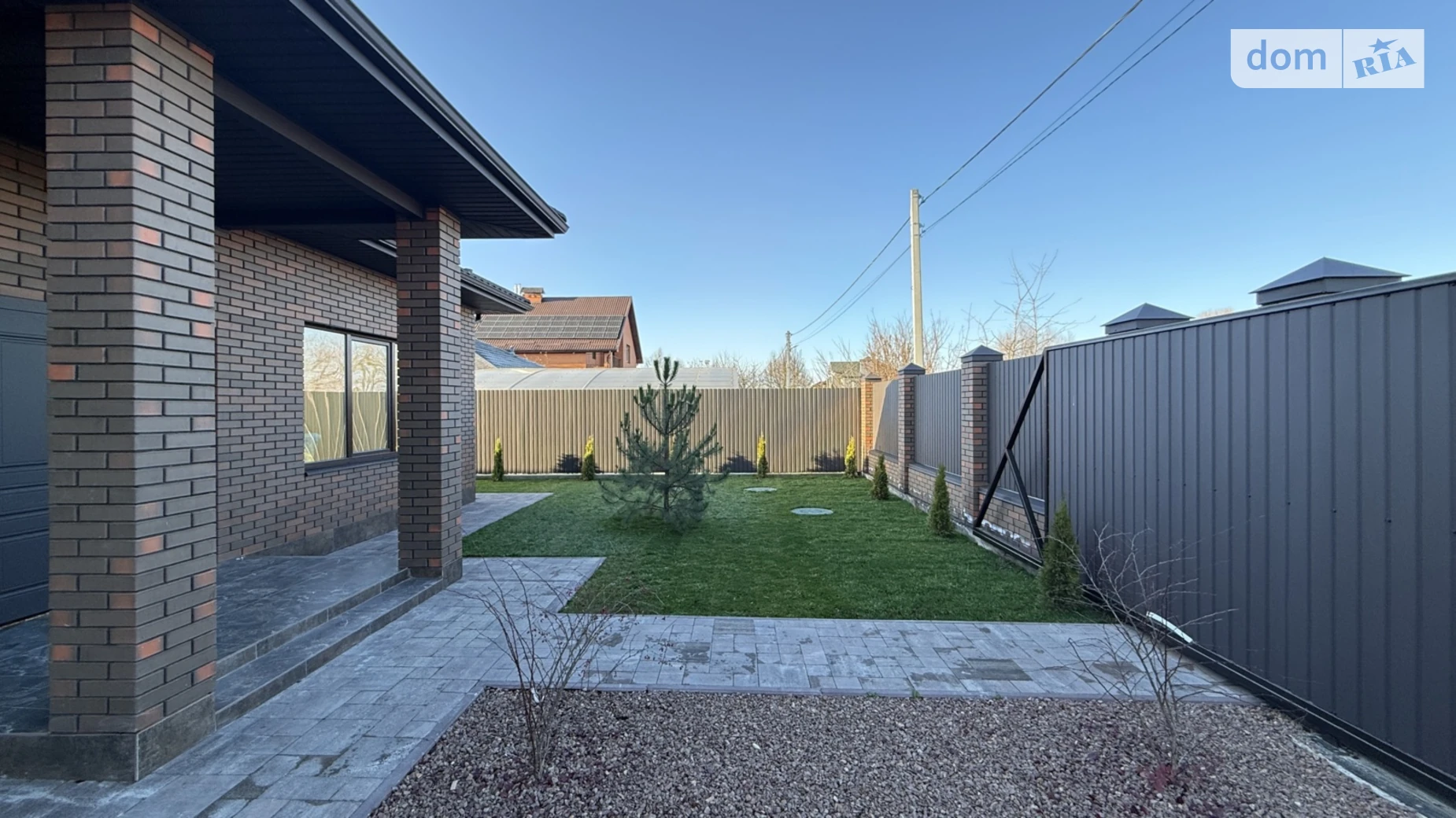 Продается одноэтажный дом 200 кв. м с бассейном, цена: 170000 $ - фото 3