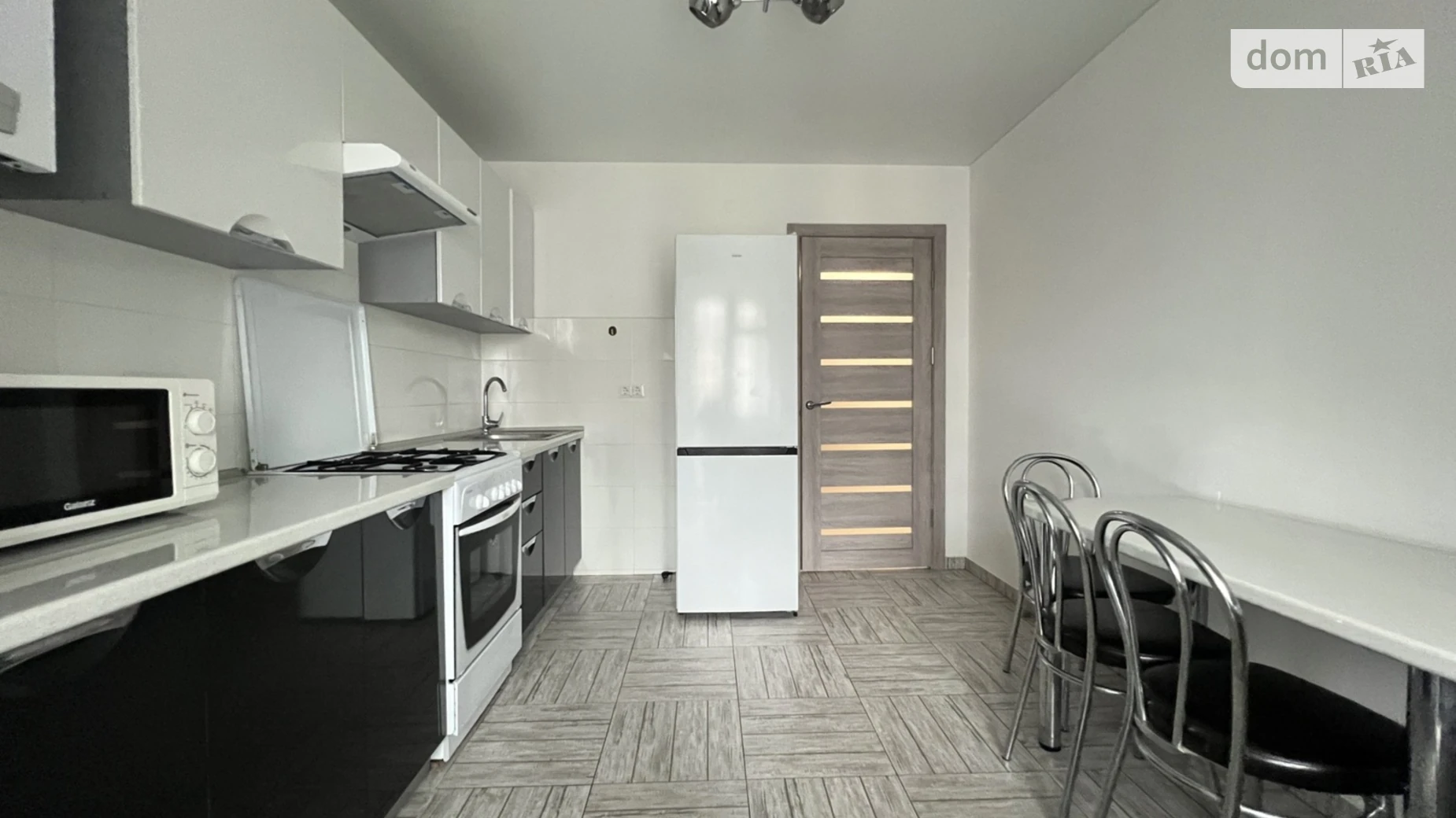 1-комнатная квартира 45 кв. м в Тернополе, ул. Подволочиское шоссе - фото 3