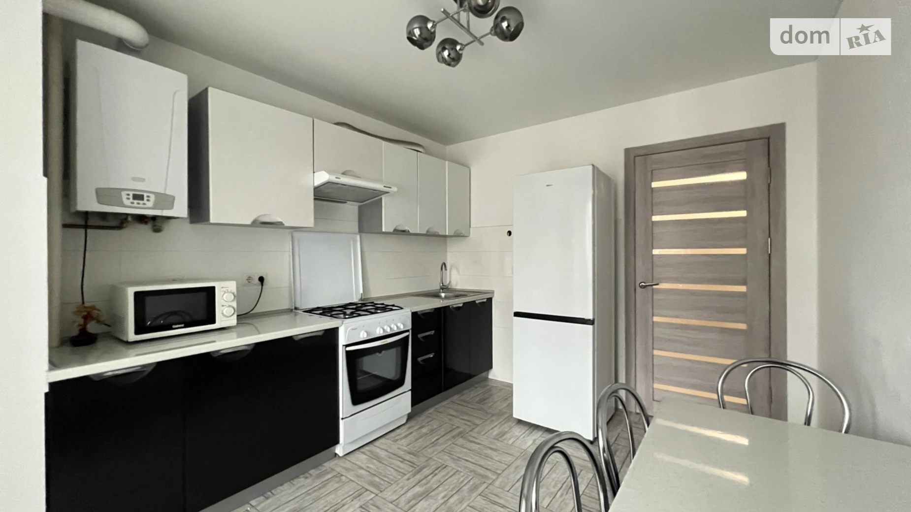 1-комнатная квартира 45 кв. м в Тернополе, ул. Подволочиское шоссе - фото 5