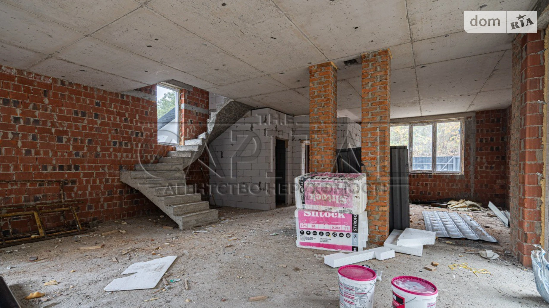 Продается дом на 2 этажа 168 кв. м с камином, цена: 202000 $ - фото 4