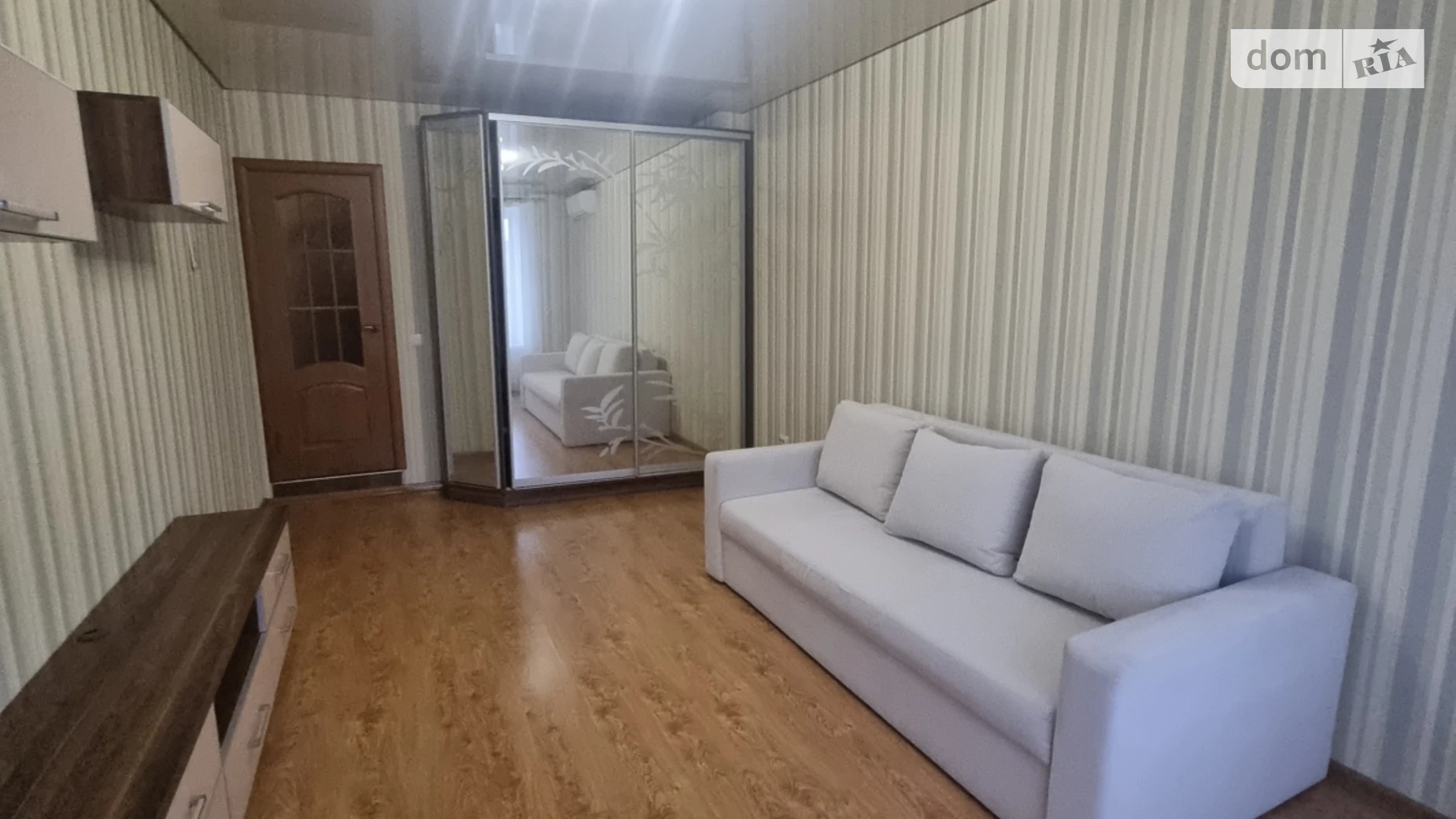 Сдается в аренду 1-комнатная квартира 47 кв. м в Хмельницком, ул. Заречанская - фото 2