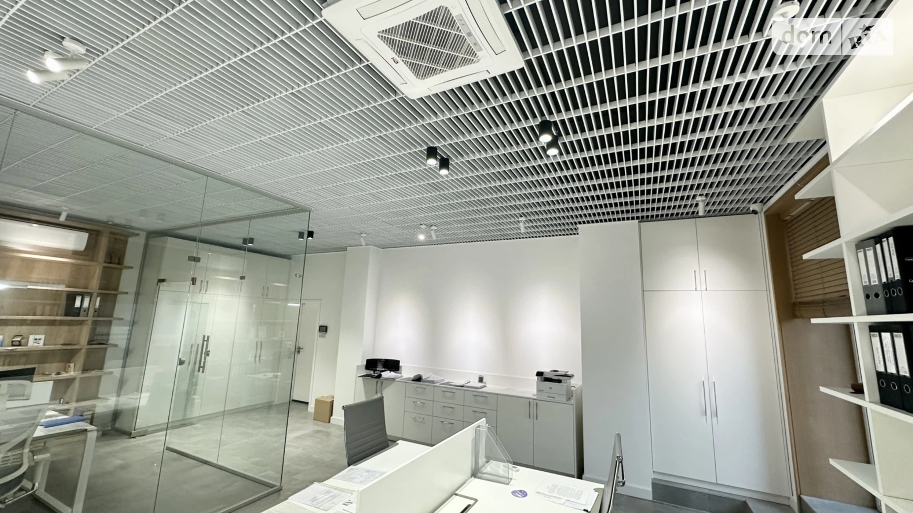 Продается офис 50.5 кв. м в бизнес-центре, цена: 75000 $ - фото 5