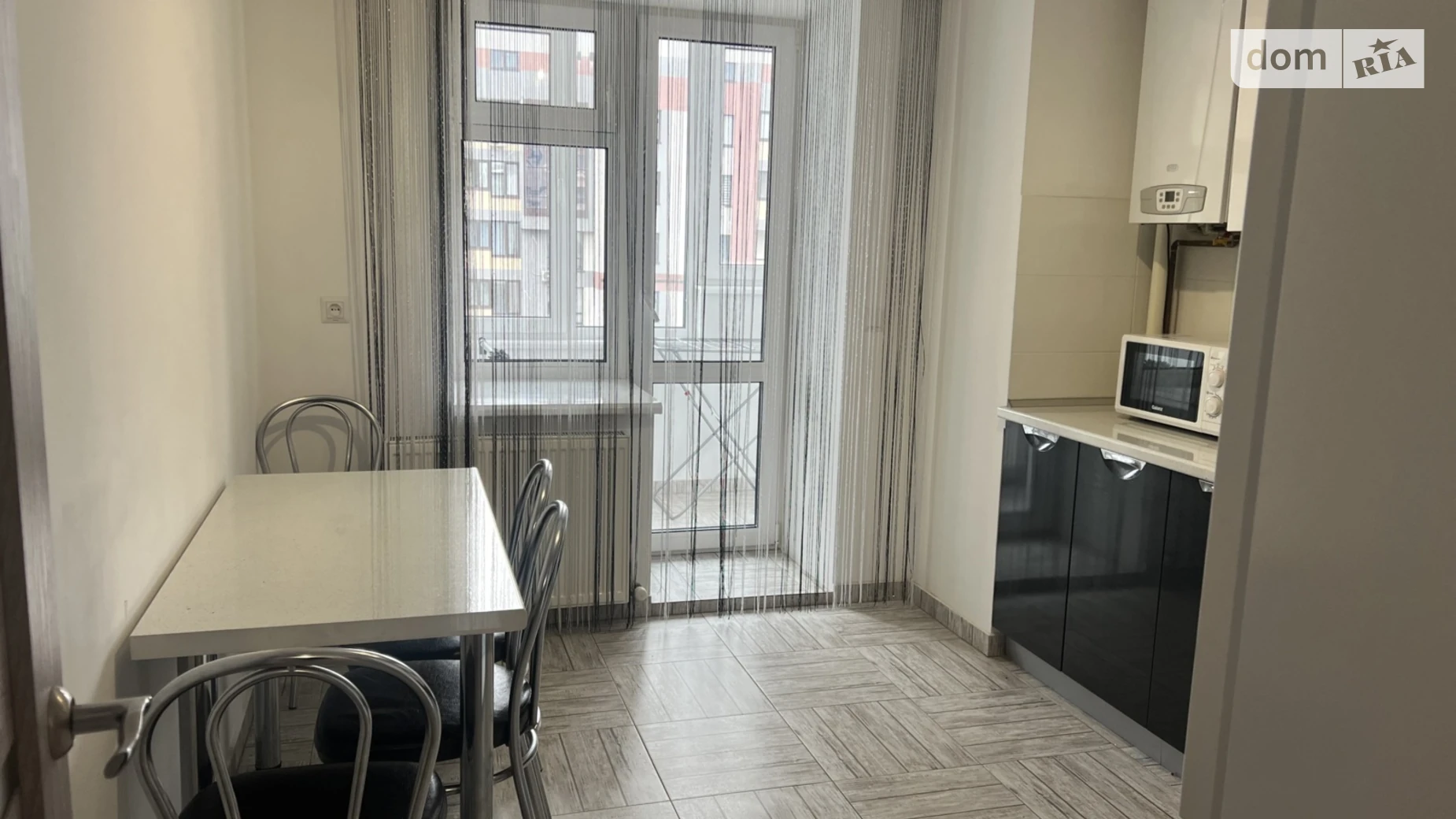 1-комнатная квартира 45 кв. м в Тернополе, ул. Подволочиское шоссе, 5 - фото 4