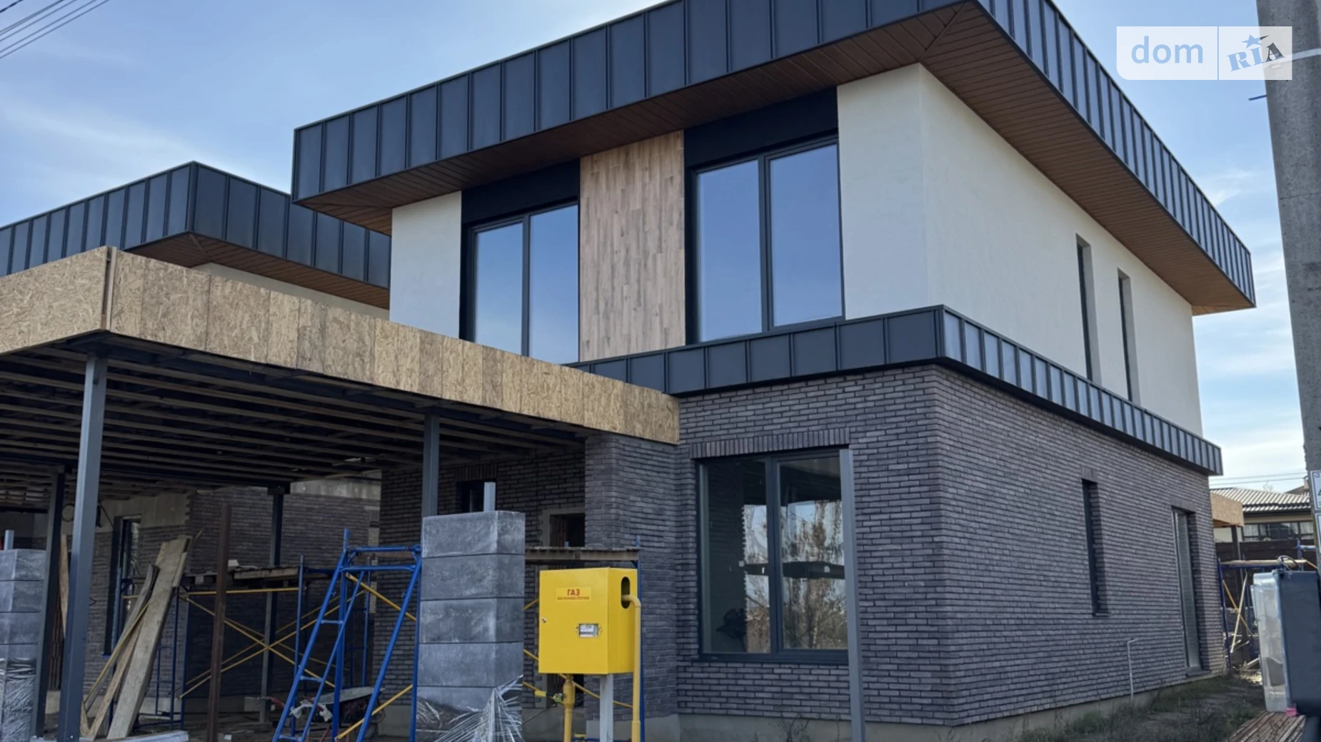 Продается дом на 2 этажа 150 кв. м с террасой, цена: 165000 $ - фото 2