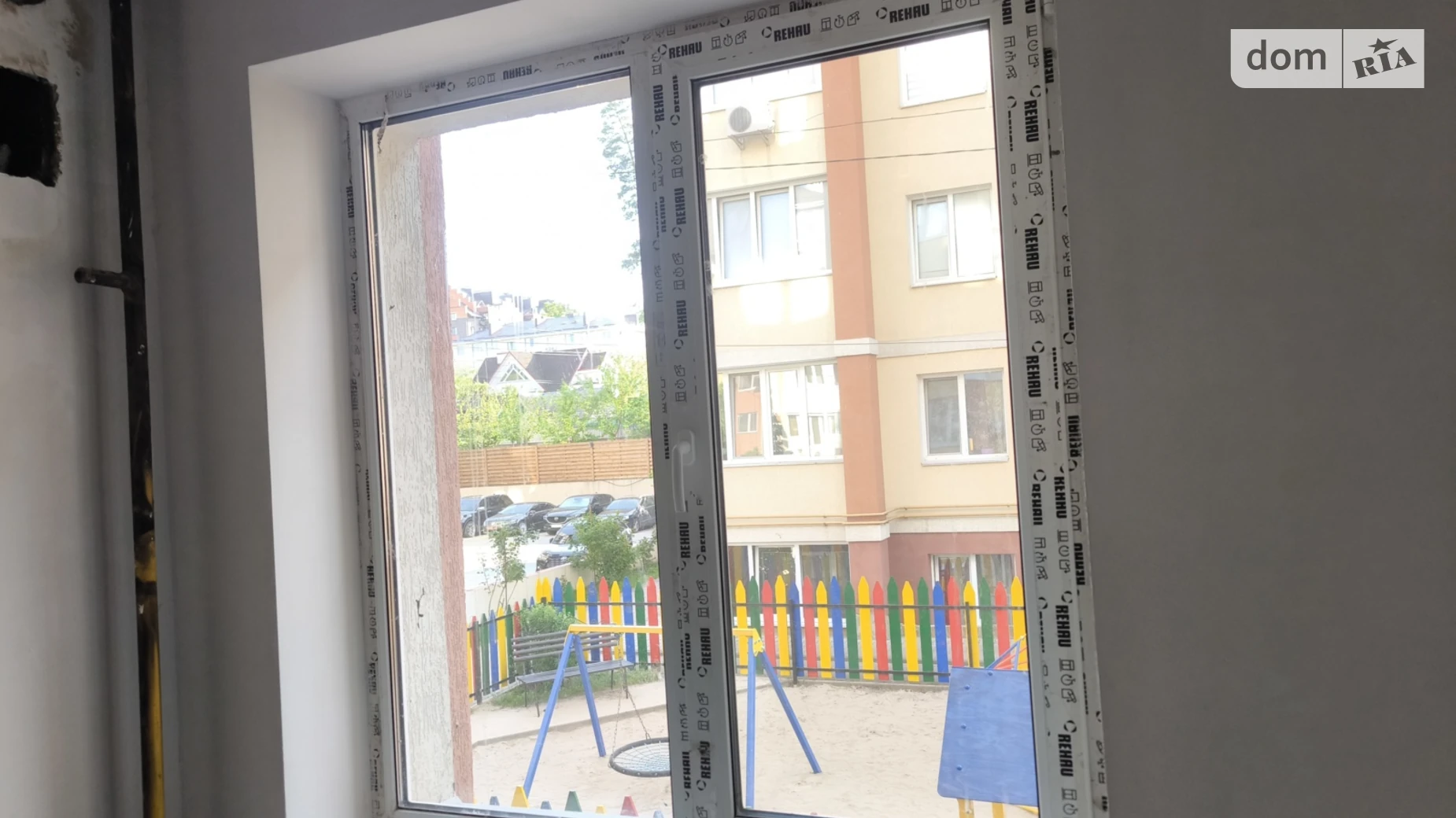 Продается 2-комнатная квартира 68.4 кв. м в Ирпене, ул. Киевская, 22Ж - фото 2