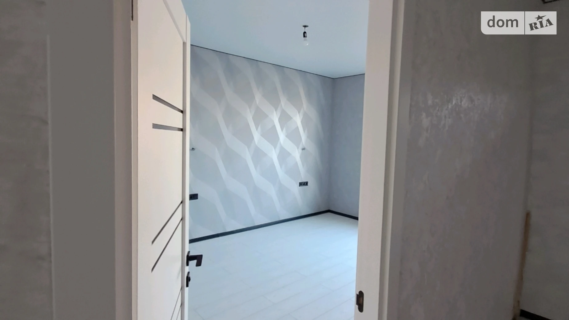 Продается одноэтажный дом 92 кв. м с мансардой, цена: 90000 $ - фото 3