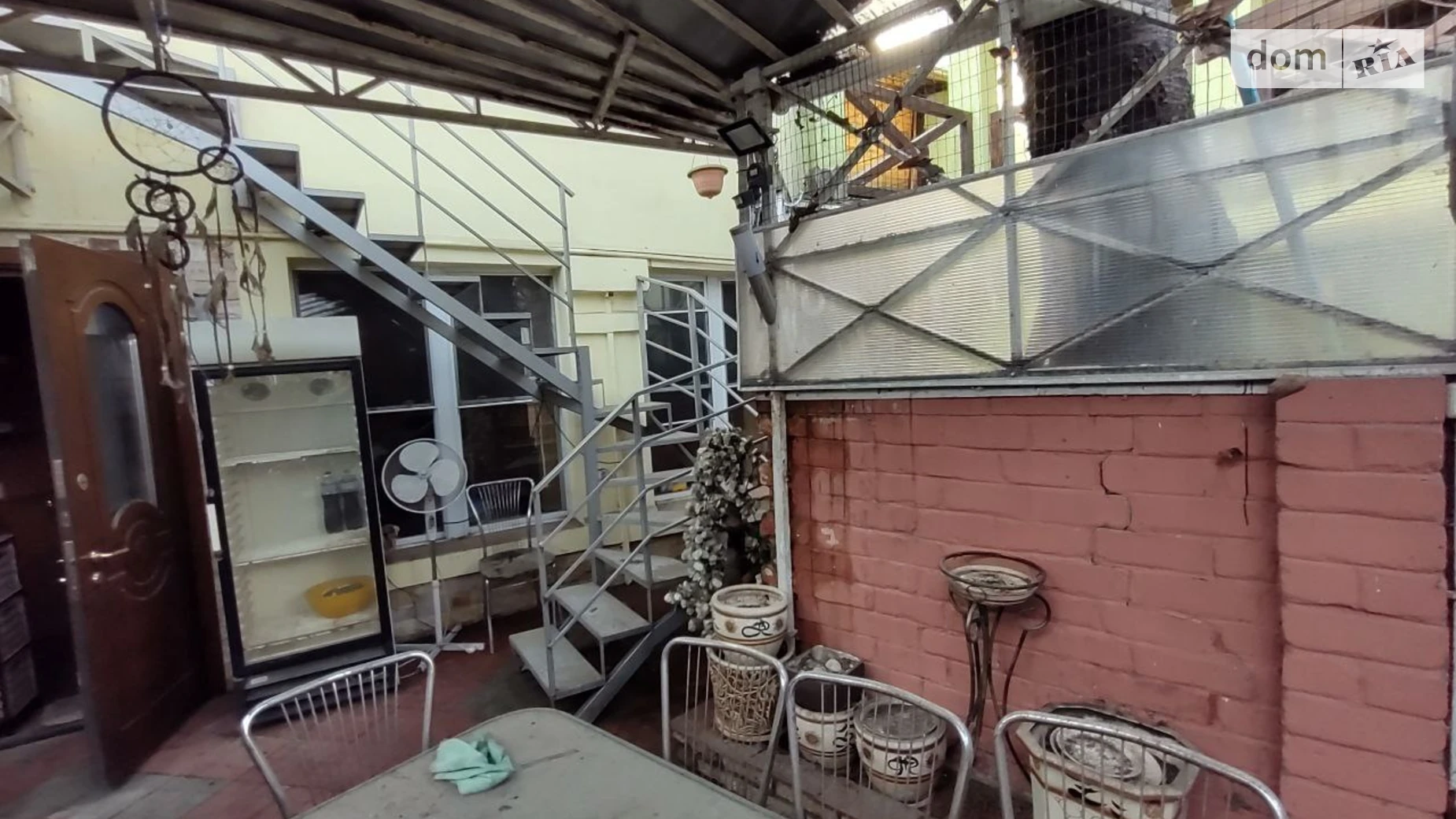 Продается дом на 2 этажа 140 кв. м с бассейном, цена: 120000 $ - фото 5