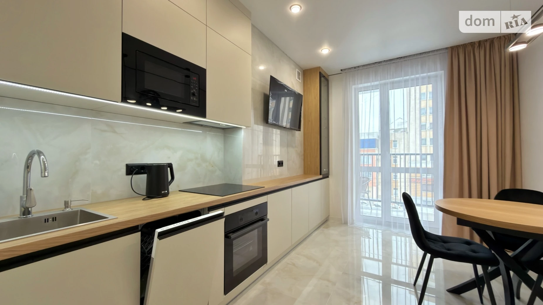 Сдается в аренду 1-комнатная квартира 47 кв. м в Львове, ул. Леонида Перфецкого, 8 - фото 4