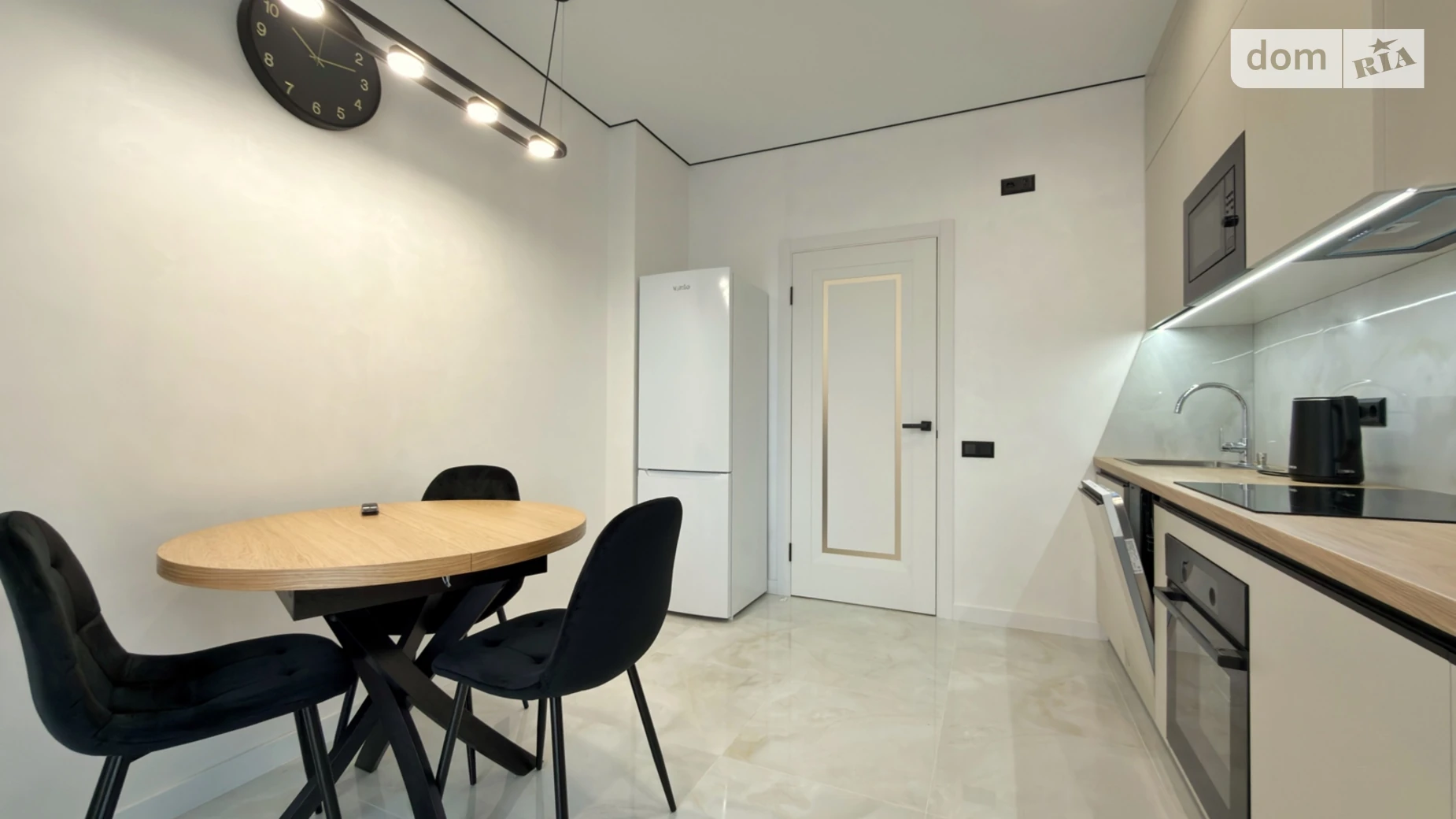 Сдается в аренду 1-комнатная квартира 47 кв. м в Львове, ул. Леонида Перфецкого, 8 - фото 5