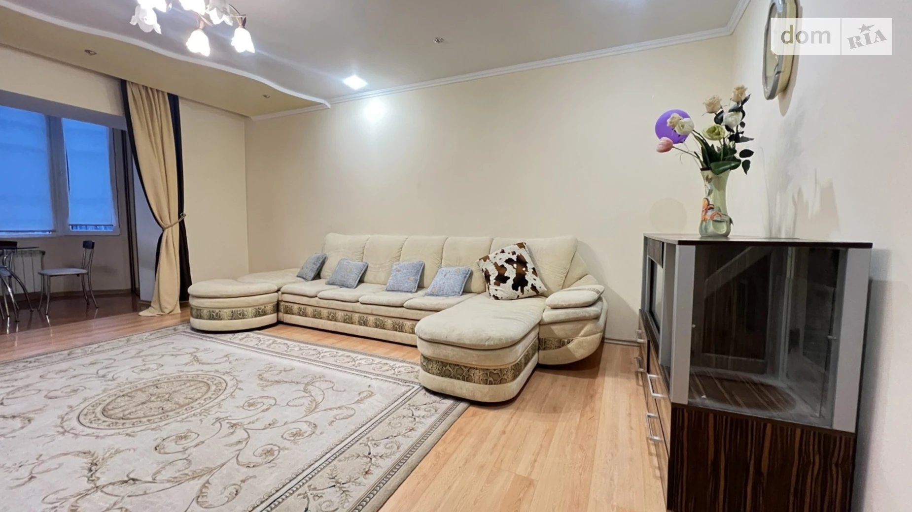 2-комнатная квартира 76 кв. м в Тернополе, ул. Довженко Александра - фото 4