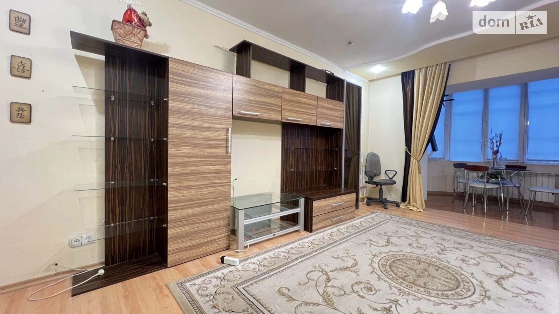 2-комнатная квартира 76 кв. м в Тернополе, ул. Довженко Александра - фото 3