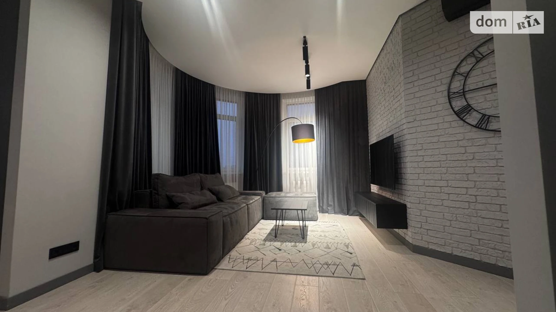 Сдается в аренду 3-комнатная квартира 107.9 кв. м в Виннице, просп. Космонавтов, 49 - фото 2