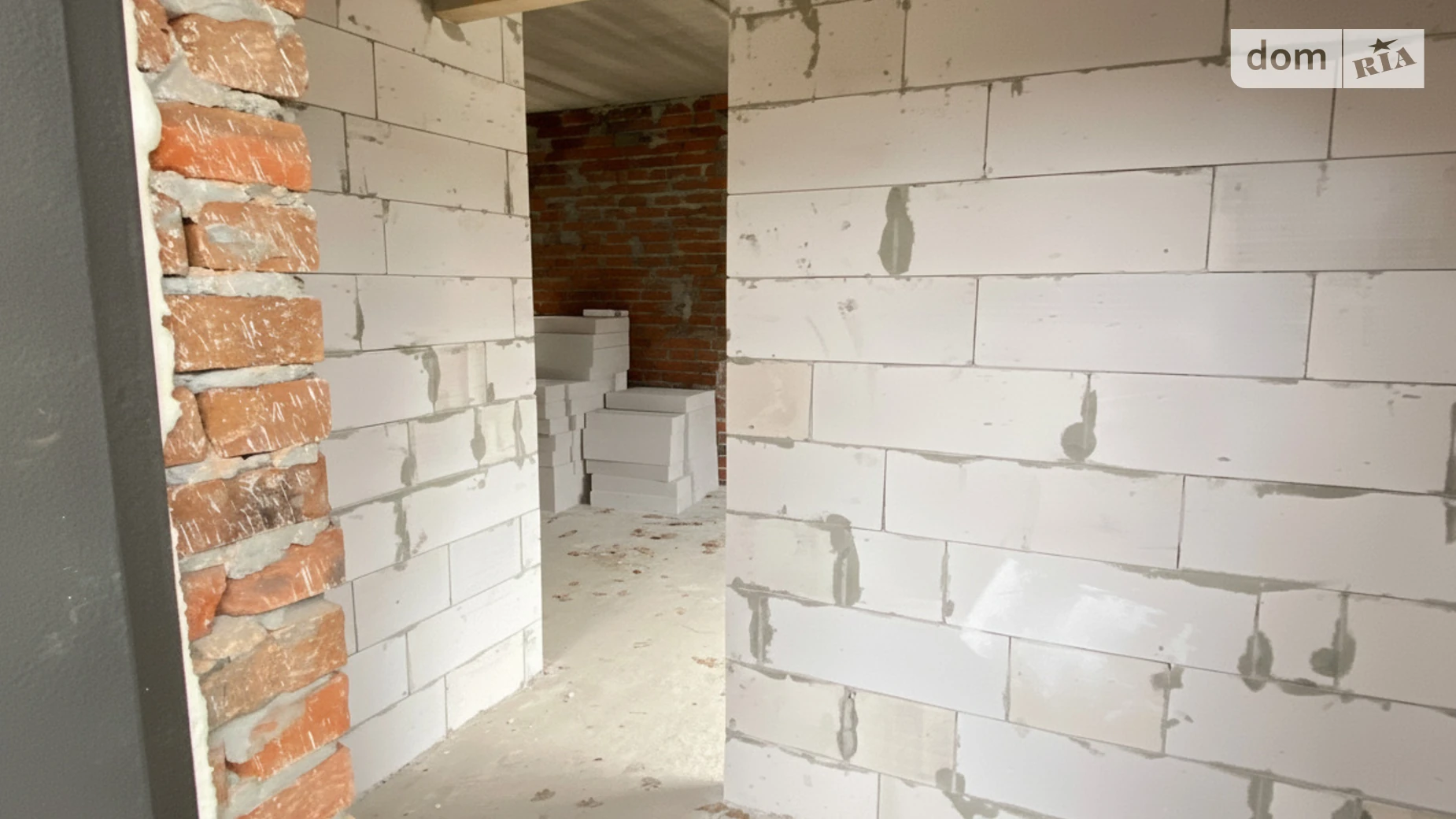 Продается дом на 2 этажа 56 кв. м с камином, цена: 49500 $ - фото 4