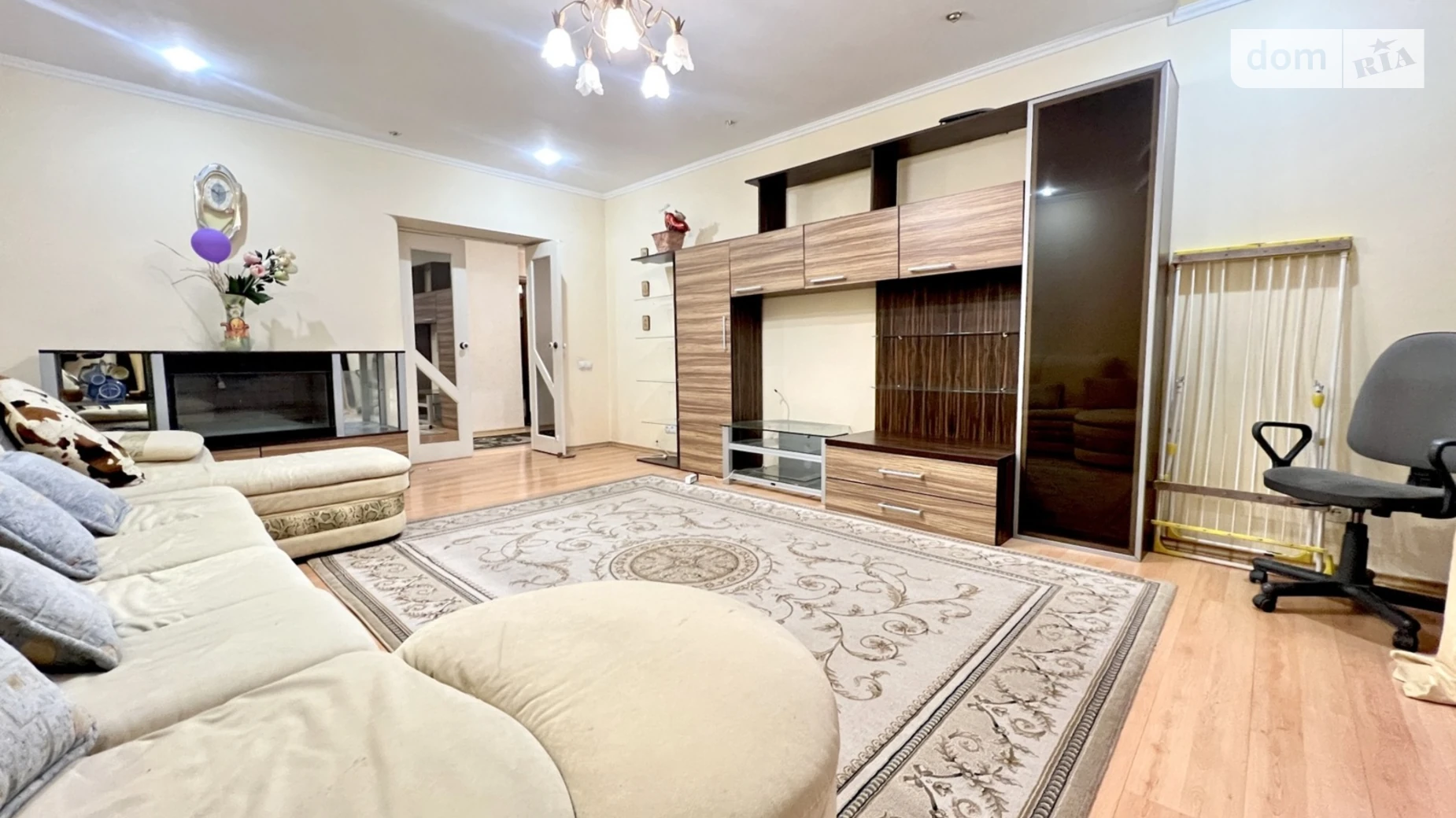 2-комнатная квартира 76 кв. м в Тернополе, ул. Довженко Александра - фото 5