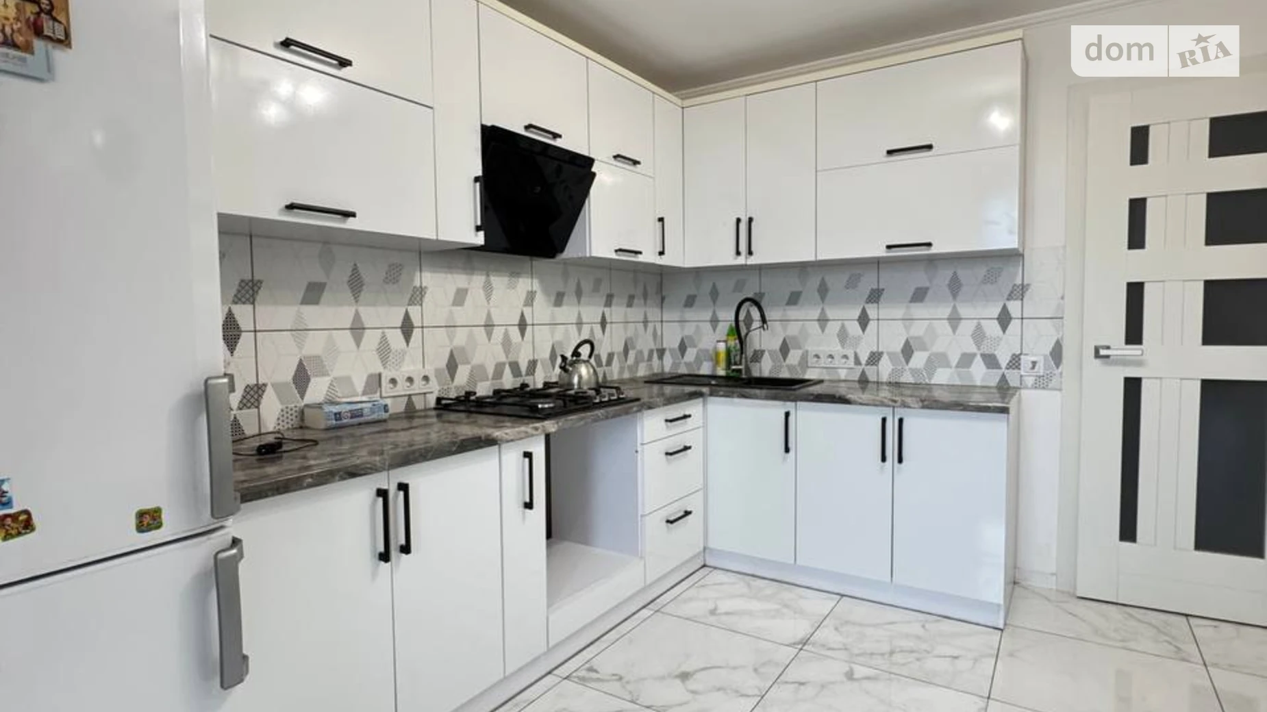 1-комнатная квартира 40 кв. м в Тернополе, цена: 54000 $ - фото 2