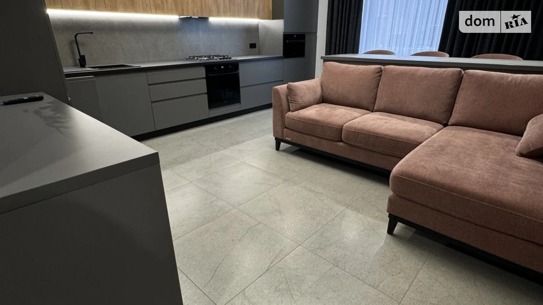 Сдается в аренду 1-комнатная квартира 45.3 кв. м в Ивано-Франковске, цена: 650 $ - фото 4