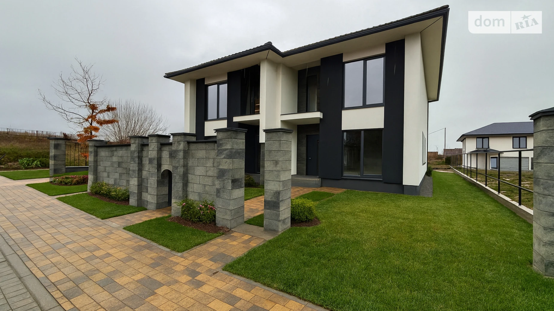 ул. Левка Лукьяненко, 5А Промышленный Ужгород, цена: 119999 $ - фото 3