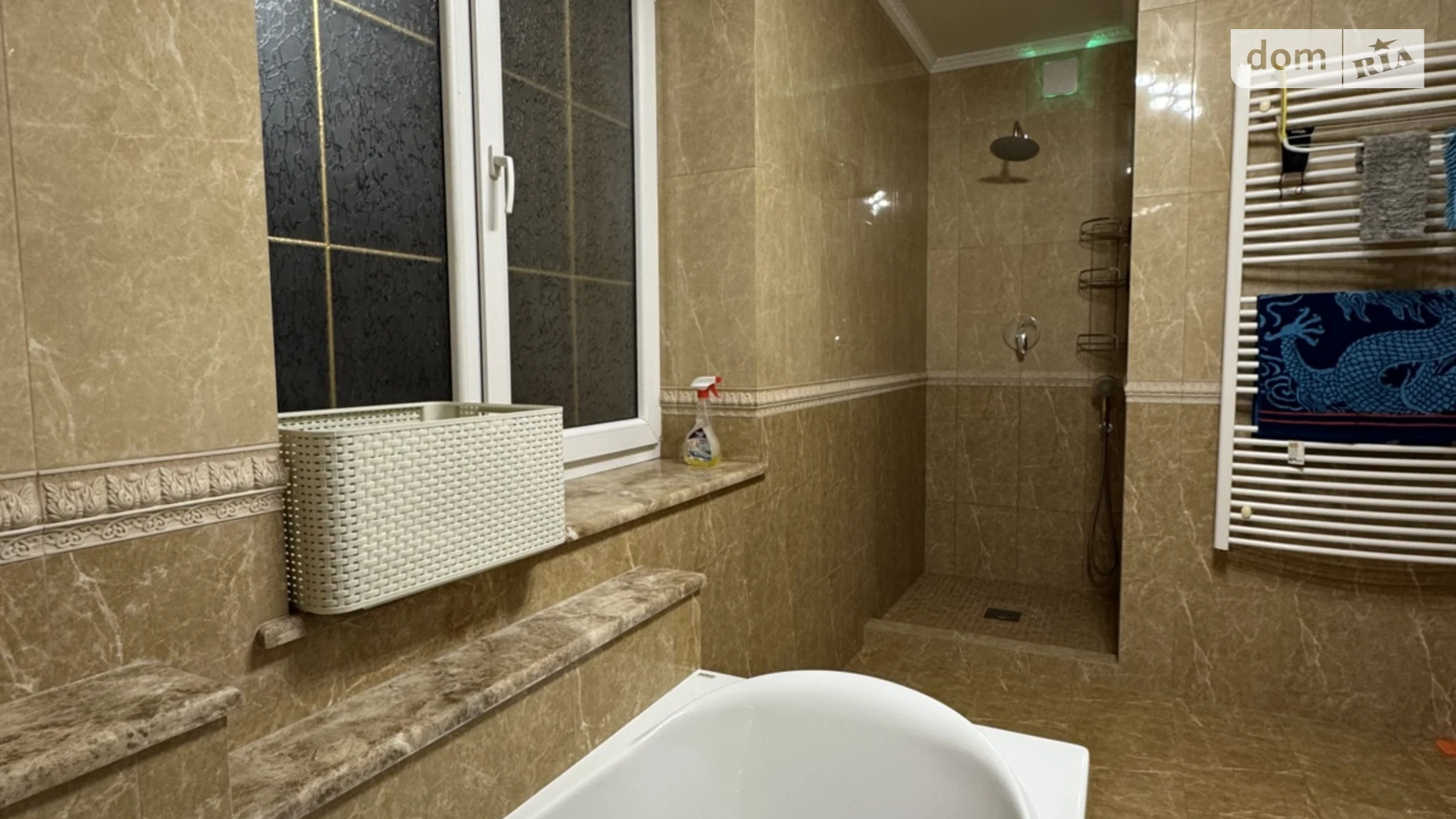 Сдается в аренду дом на 2 этажа 151 кв. м с балконом, цена: 500 € - фото 2