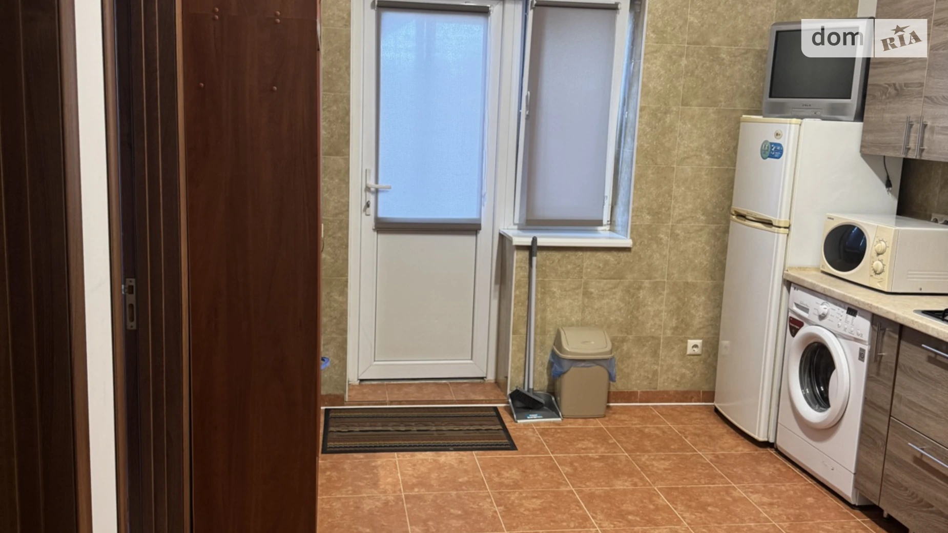 Сдается в оренду частина будинку 45 кв. м з верандою, цена: 9000 грн - фото 2