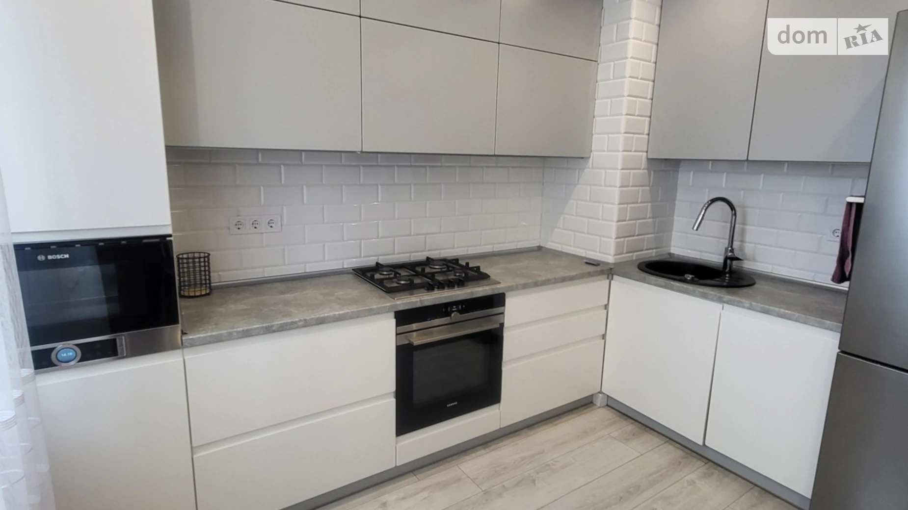 Сдается в аренду 1-комнатная квартира 60 кв. м в Львове, ул. Шевченко Тараса, 80Б - фото 2