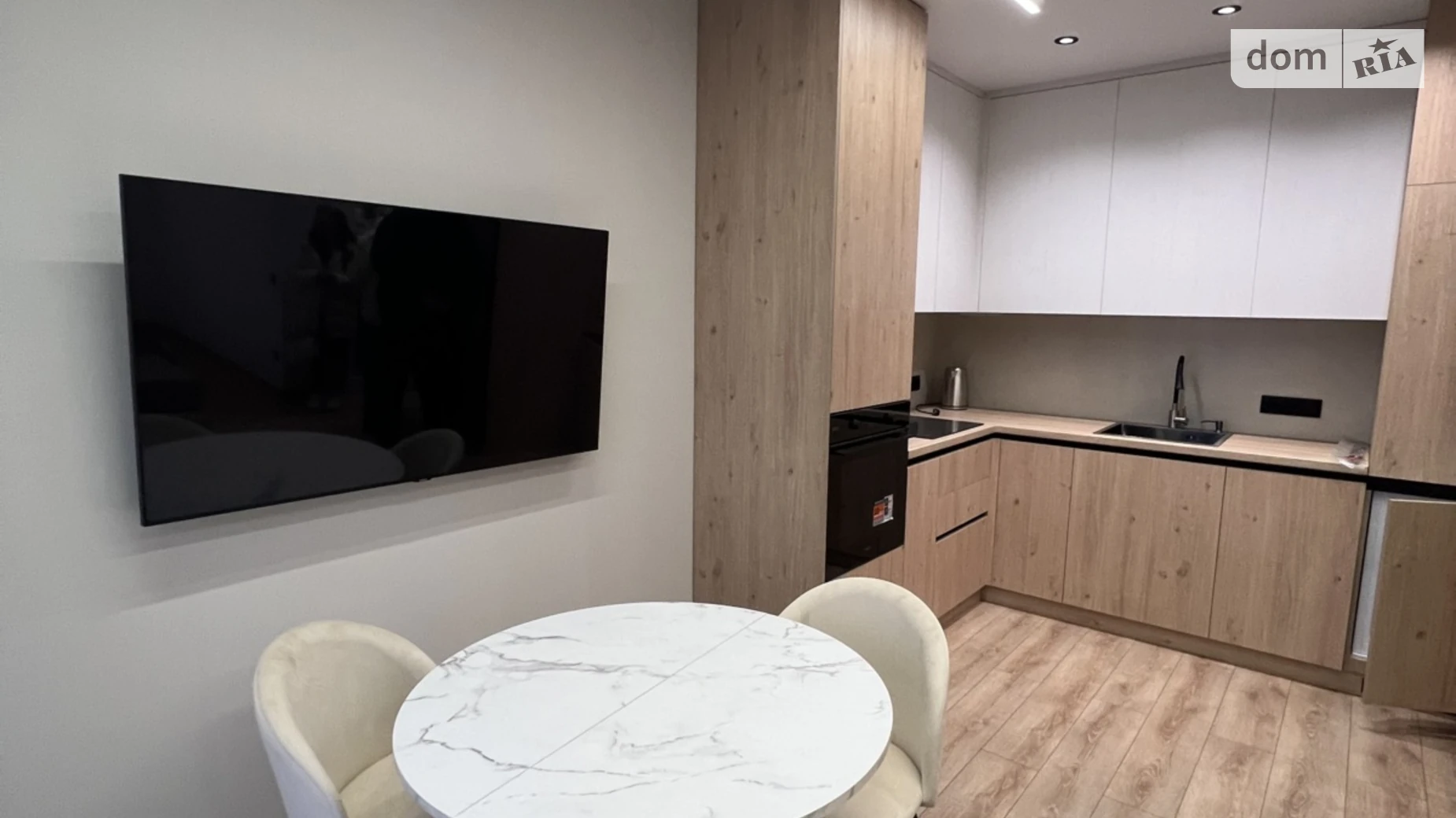 Продается 1-комнатная квартира 37.4 кв. м в Ужгороде, ул. Бачинского, 92 - фото 4