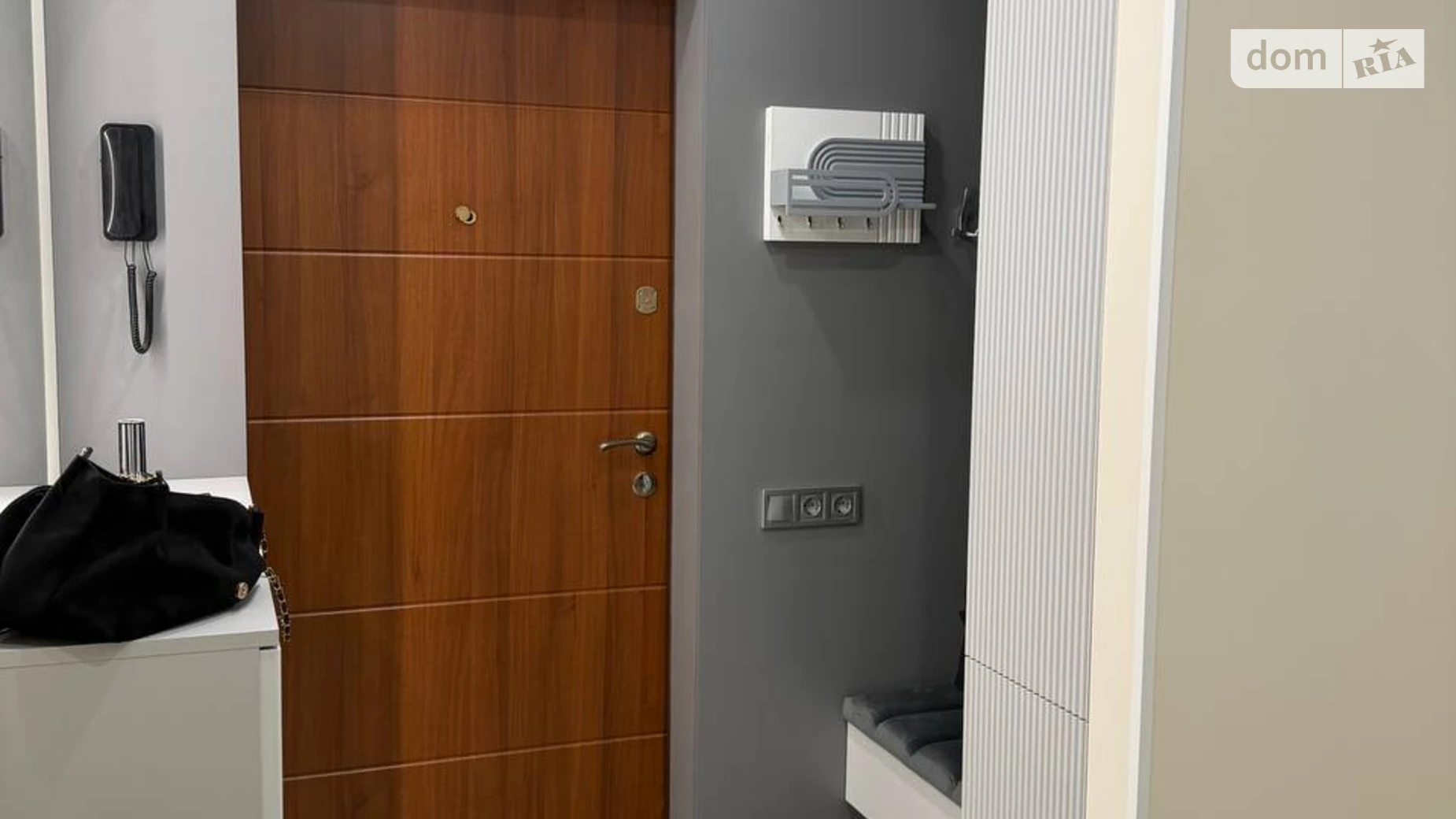 Сдается в аренду 2-комнатная квартира 73 кв. м в Львове, ул. Малоголоскивская, 32 - фото 2