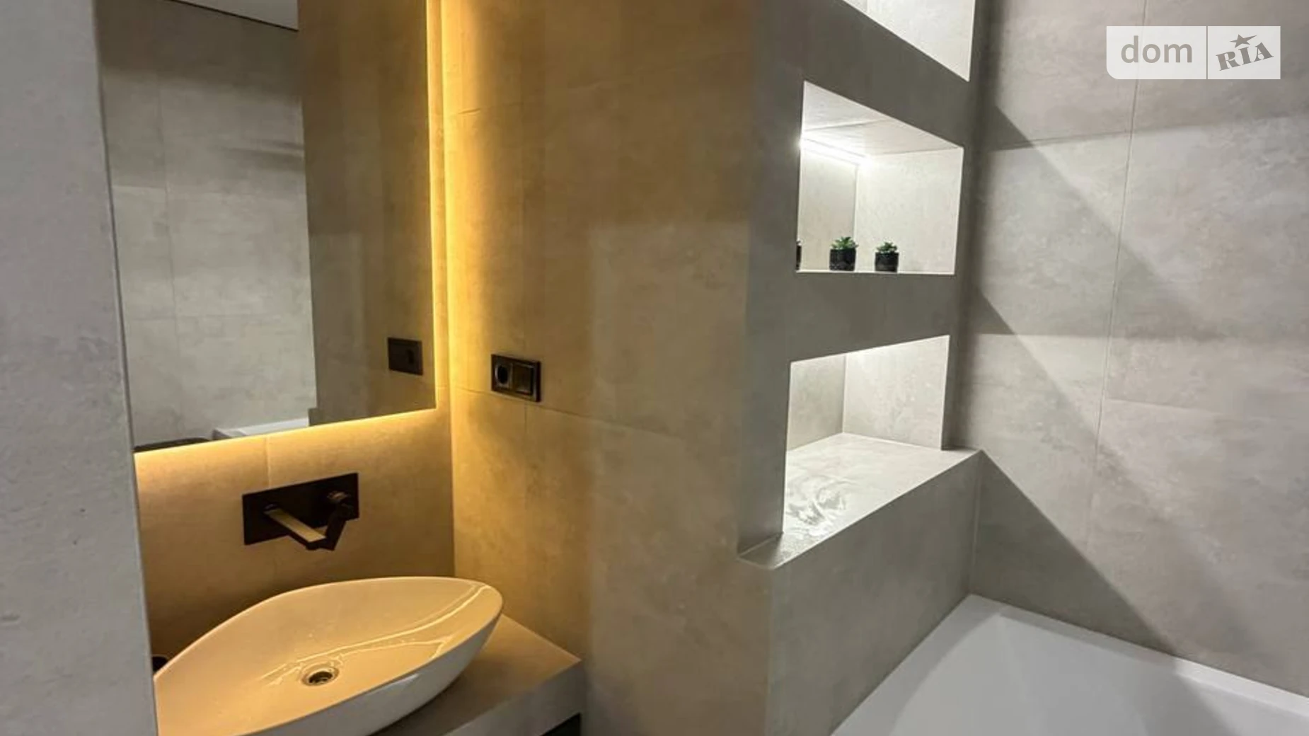 Сдается в аренду 2-комнатная квартира 73 кв. м в Львове, ул. Малоголоскивская, 32 - фото 4