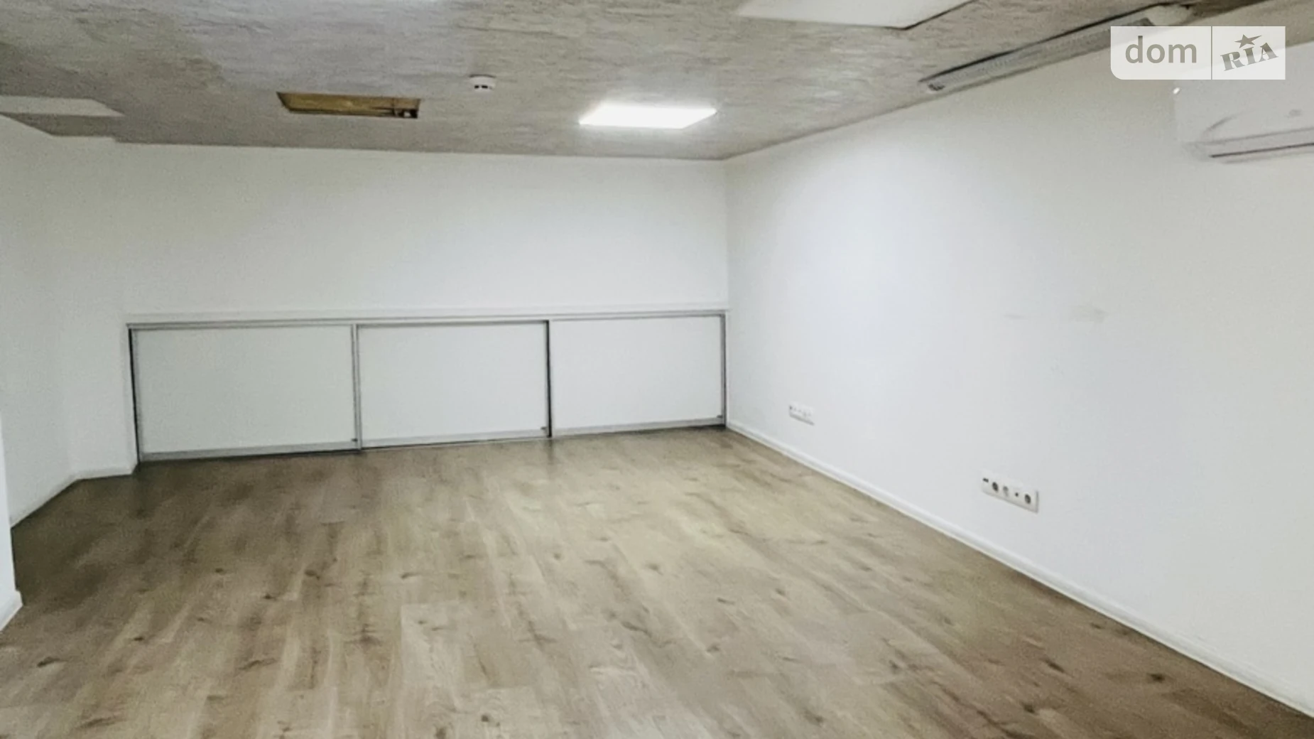 Сдается в аренду помещения свободного назначения 320 кв. м в 21-этажном здании, цена: 2800 $ - фото 4