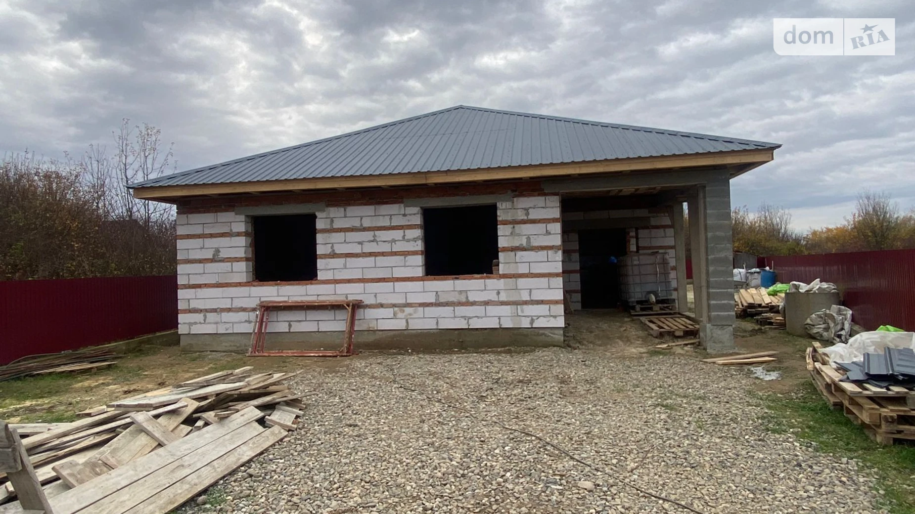 Продается одноэтажный дом 90 кв. м с бассейном, цена: 55000 $ - фото 2