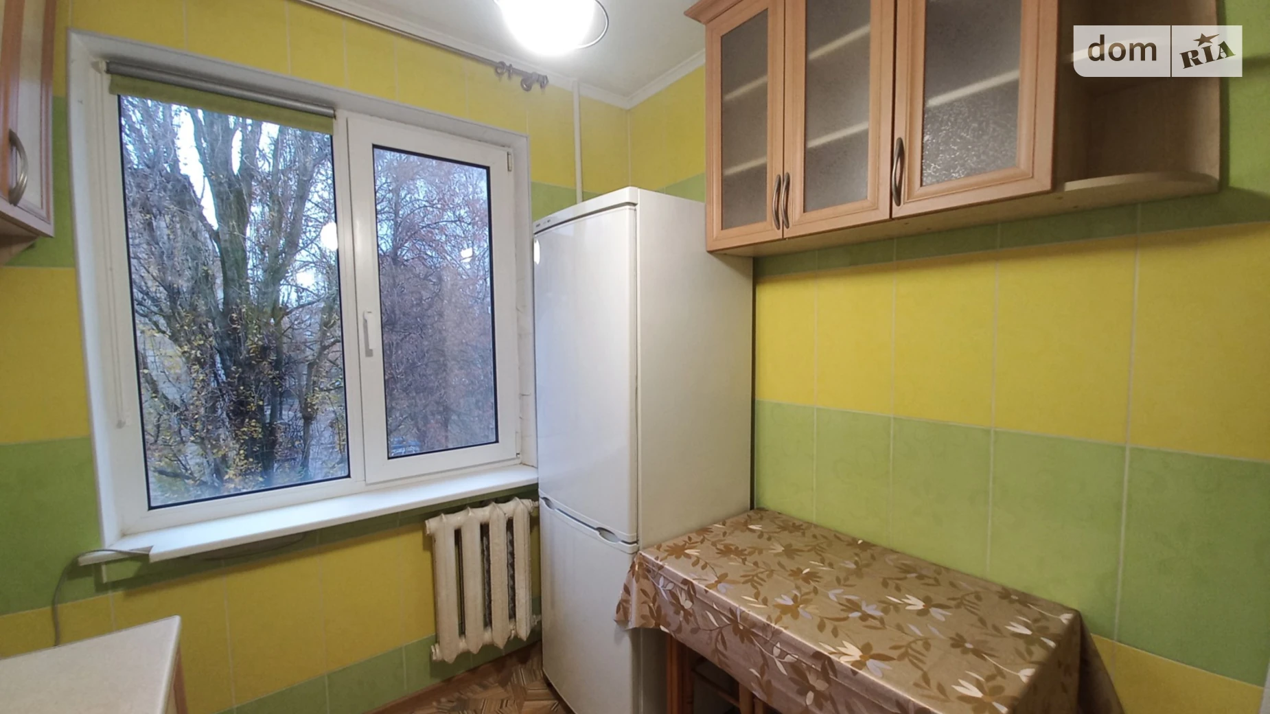 Продается 3-комнатная квартира 61.8 кв. м в Чернигове, ул. Защитников Украины - фото 2