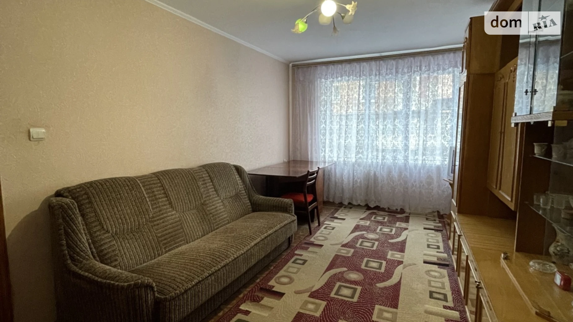 Продается 2-комнатная квартира 49 кв. м в Ровно, ул. Фабричная - фото 2
