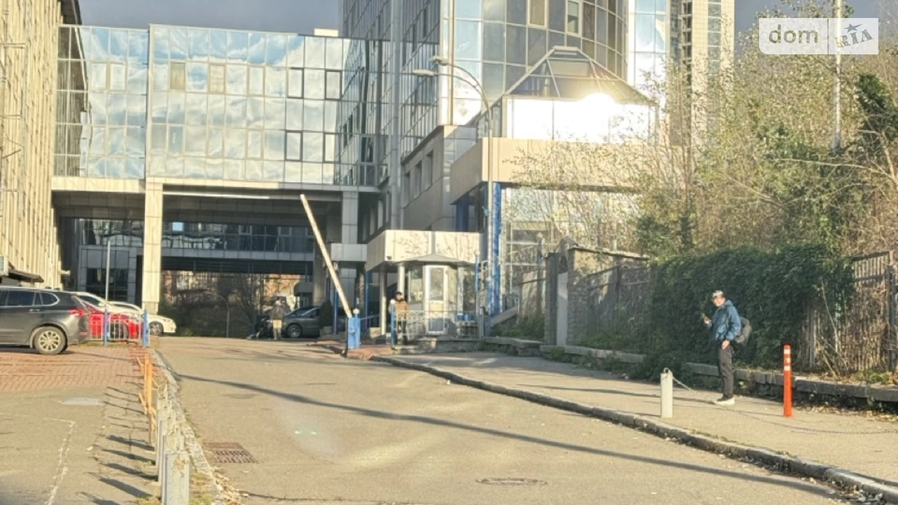 Сдается в аренду офис 553 кв. м в бизнес-центре, цена: 13500 $ - фото 5