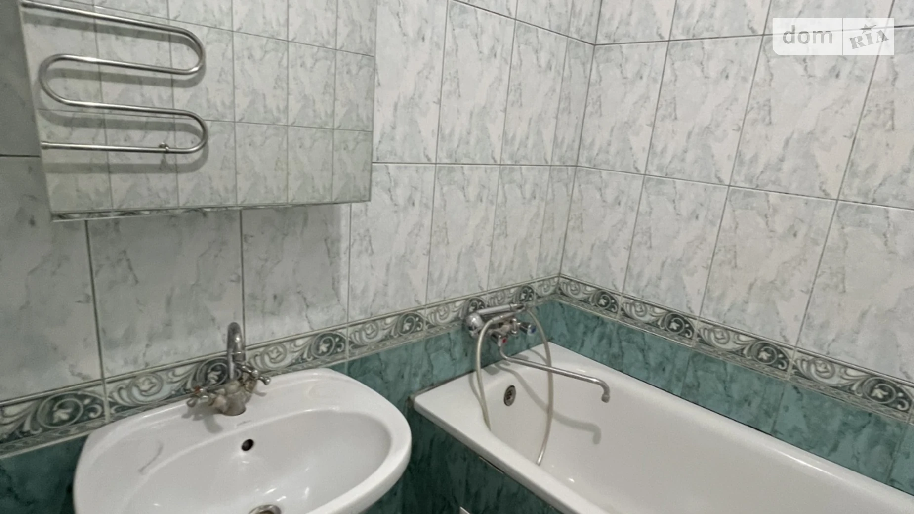 Продается 3-комнатная квартира 68 кв. м в Винниках, ул. Кольцевая - фото 2