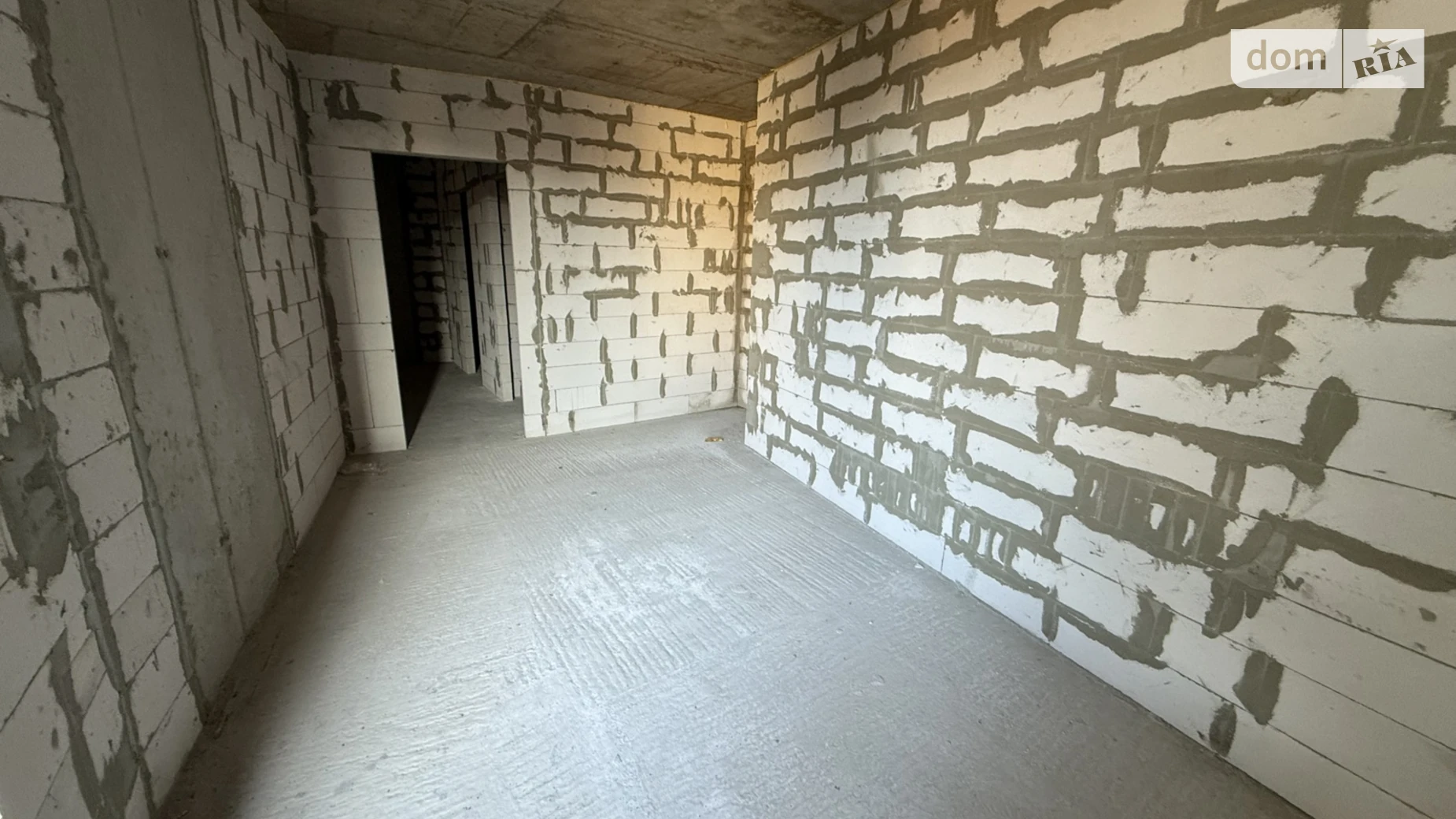 2-комнатная квартира 68 кв. м в, цена: 61200 $ - фото 4