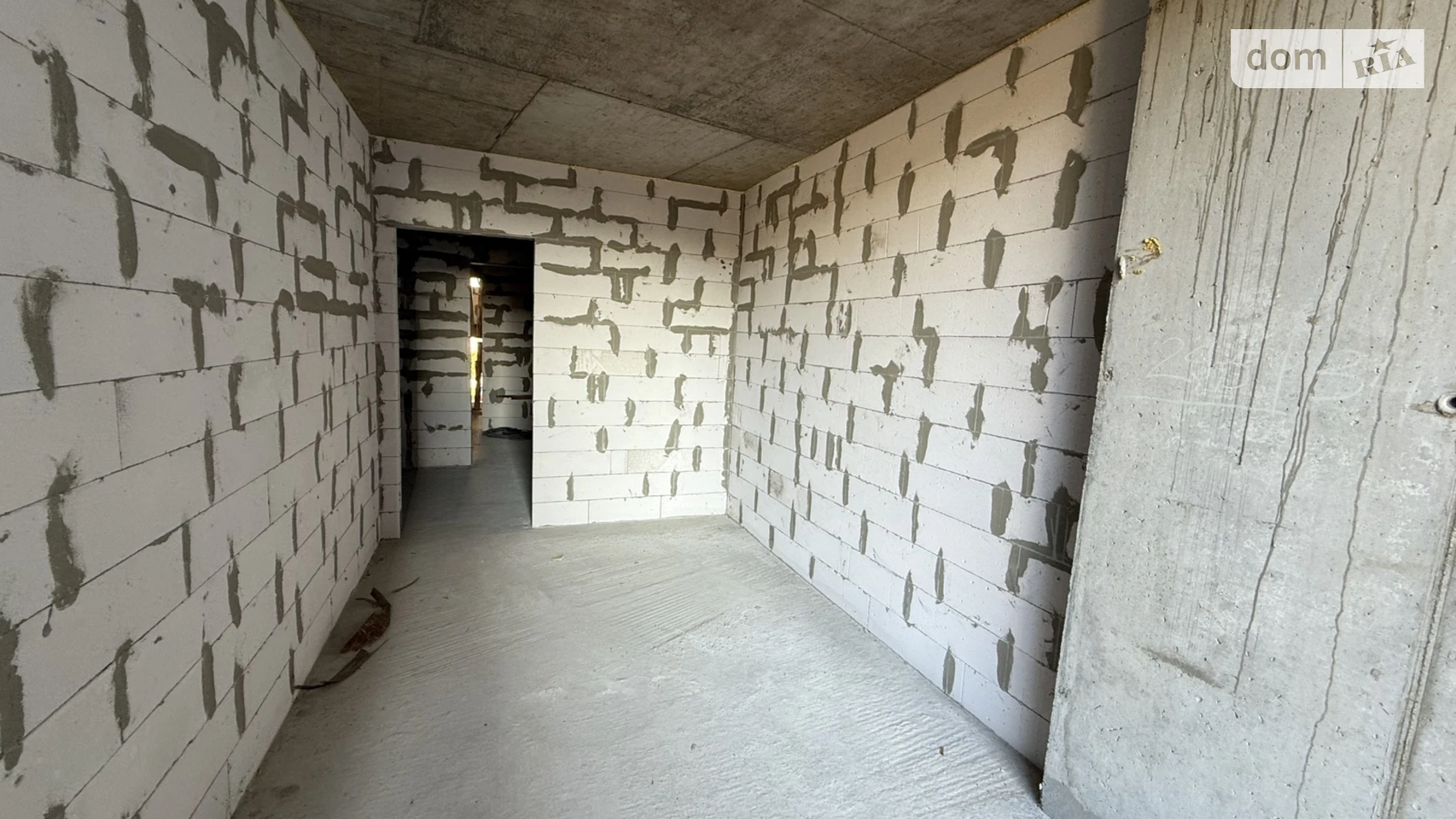 2-комнатная квартира 68 кв. м в, цена: 61200 $ - фото 5