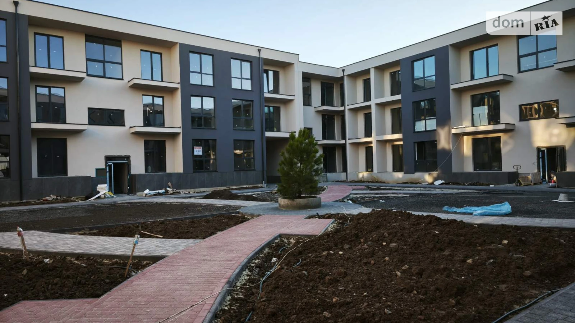 Продается 1-комнатная квартира 40 кв. м в Сторожнице, ул. Волошковая - фото 3