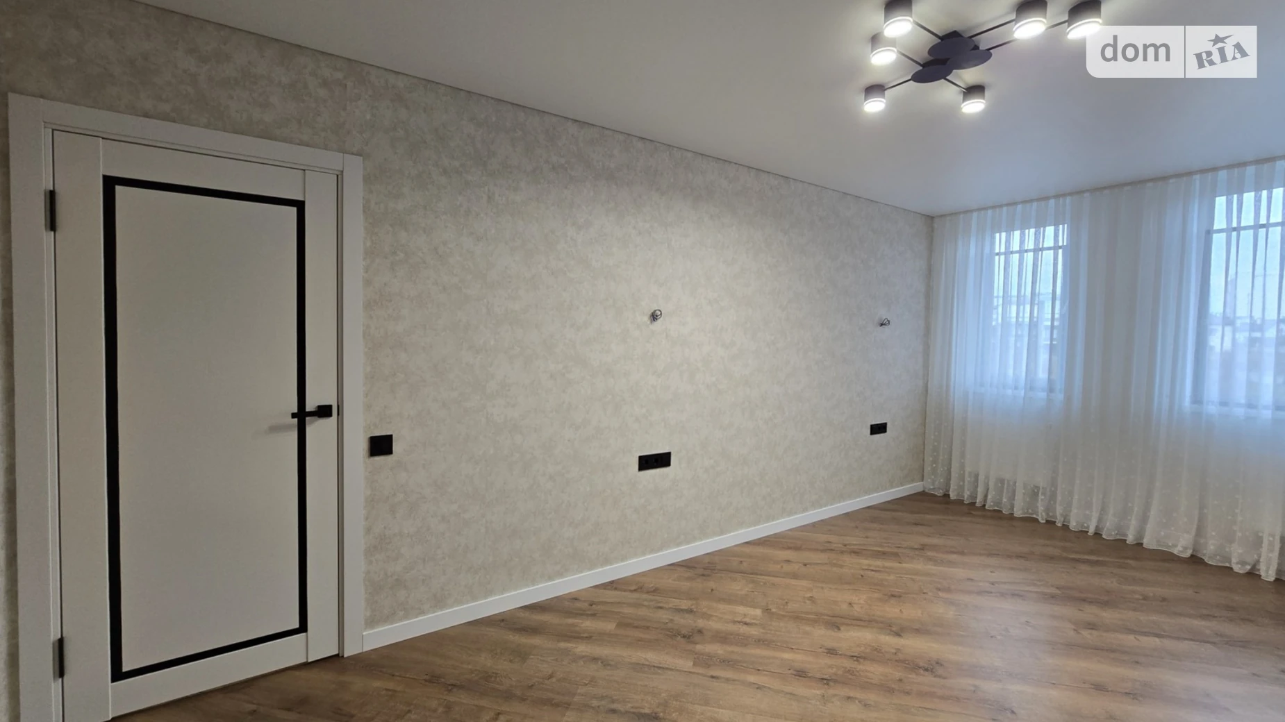 Продается 1-комнатная квартира 43 кв. м в Зарванцах, ул. Одесская, 7 корпус 1 - фото 5