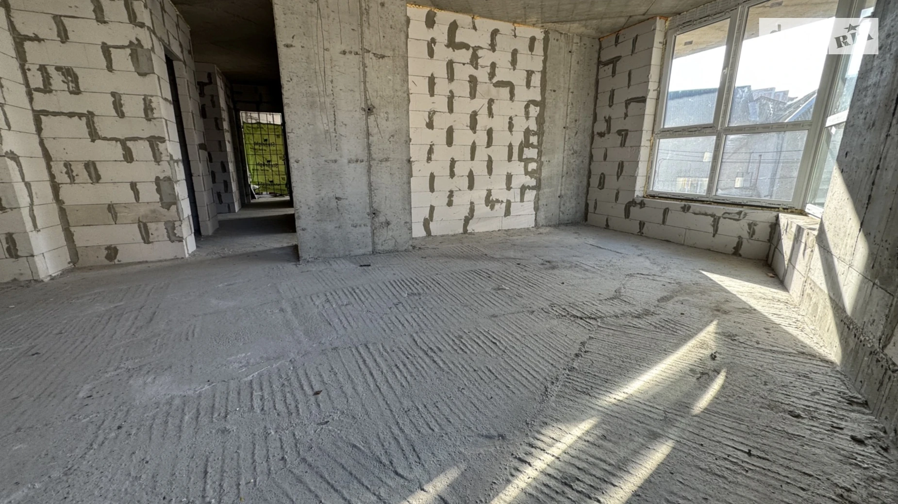 3-комнатная квартира 95 кв. м в Тернополе, ул. Федьковича - фото 2