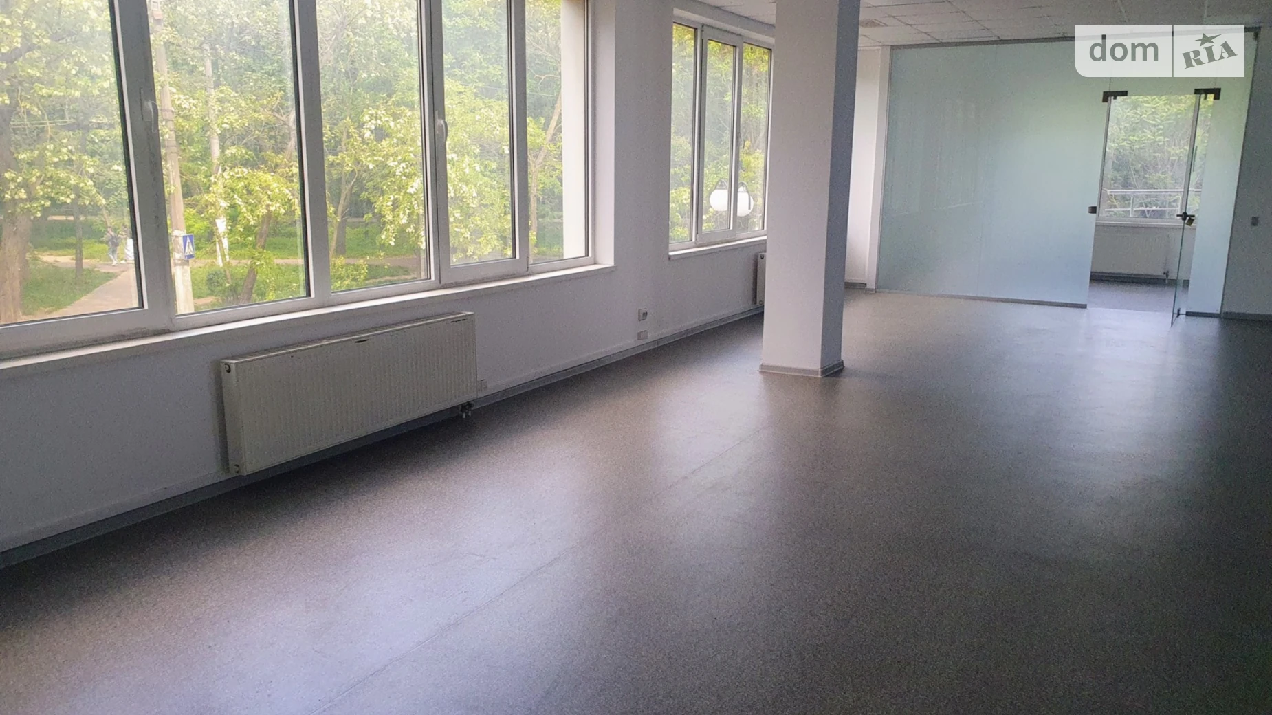 Сдается в аренду офис 300 кв. м в бизнес-центре, цена: 3000 $ - фото 2