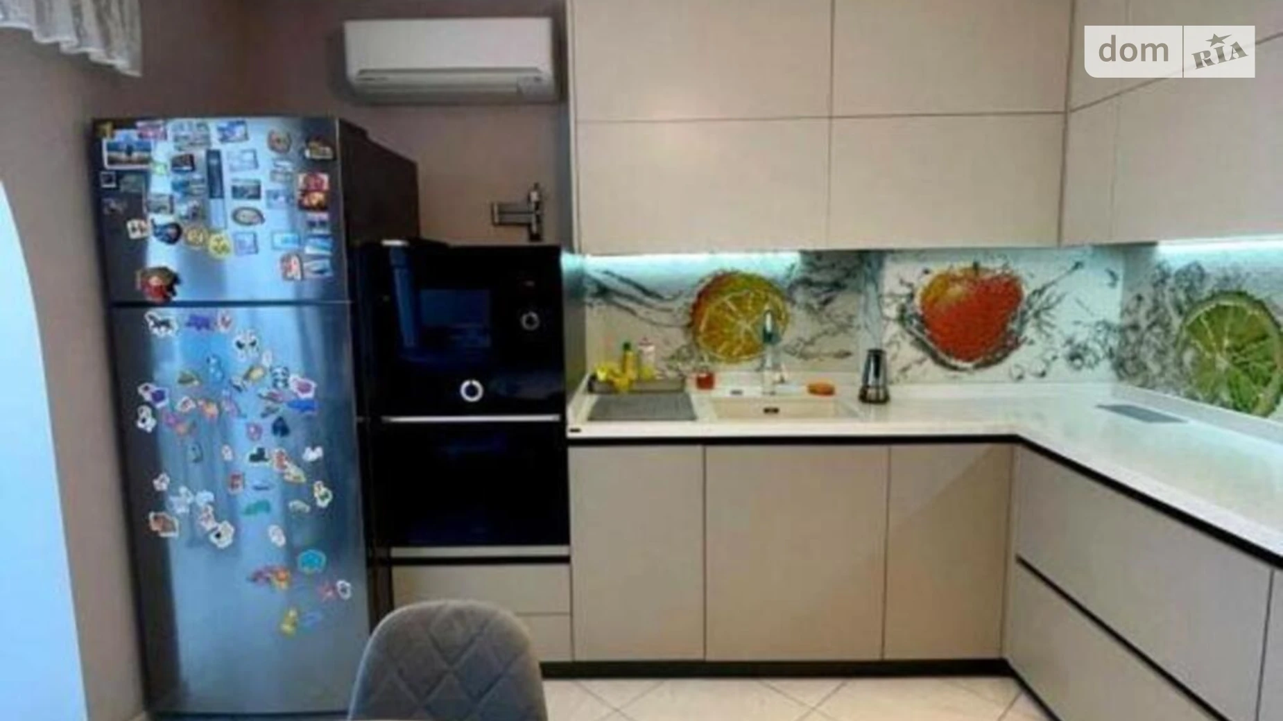 Продается 3-комнатная квартира 96 кв. м в Киеве, ул. Урловская, 38А - фото 2