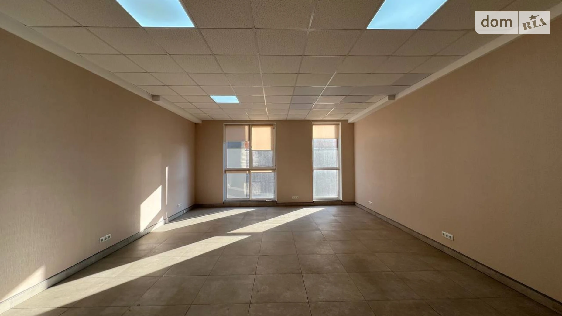 Сдается в аренду помещения свободного назначения 44 кв. м в 5-этажном здании, цена: 11000 грн - фото 5
