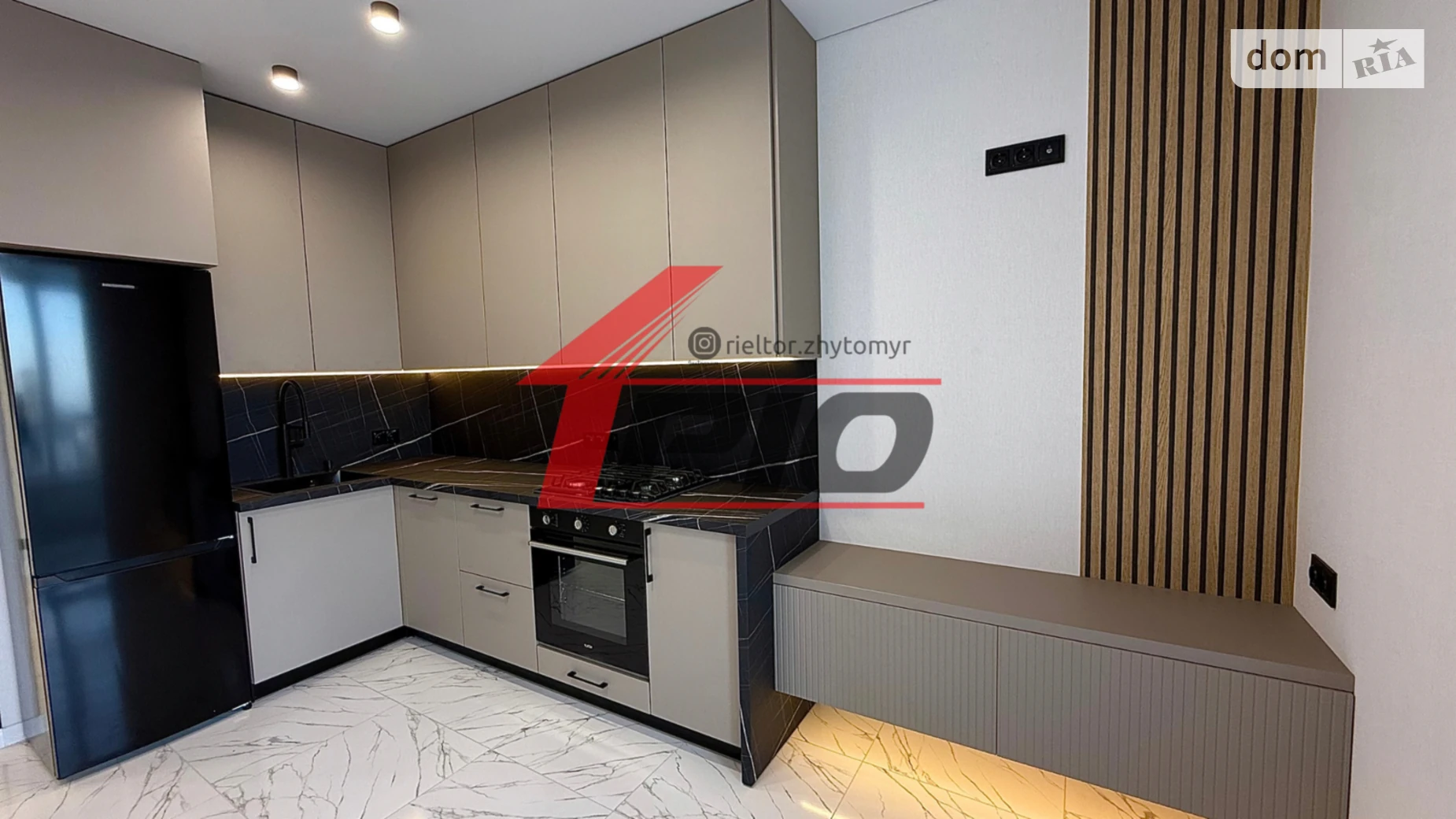 Продается 1-комнатная квартира 45 кв. м в Житомире, ул. Евгения Рыхлика - фото 3