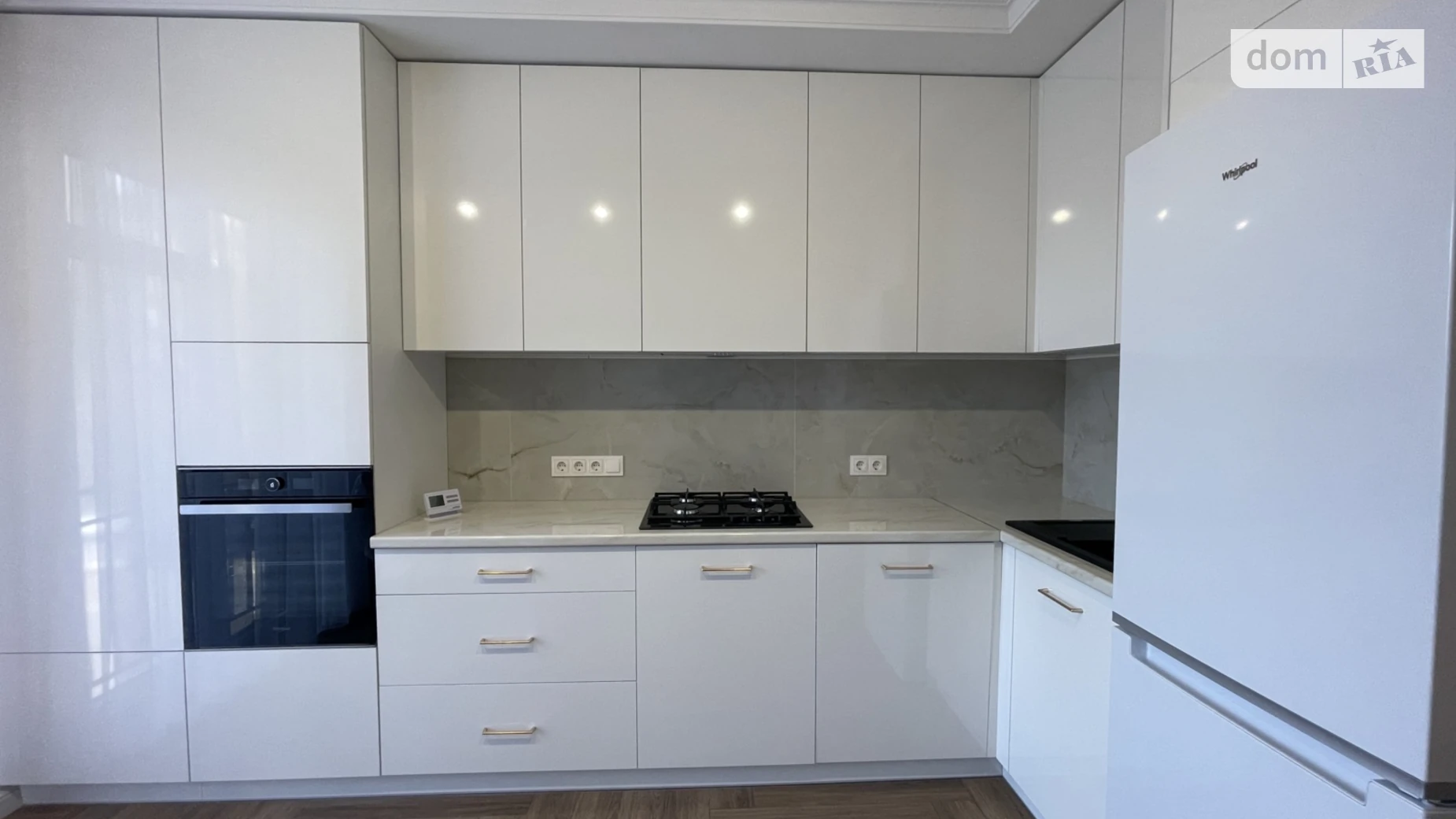 2-комнатная квартира 66.8 кв. м в, цена: 119000 $ - фото 2