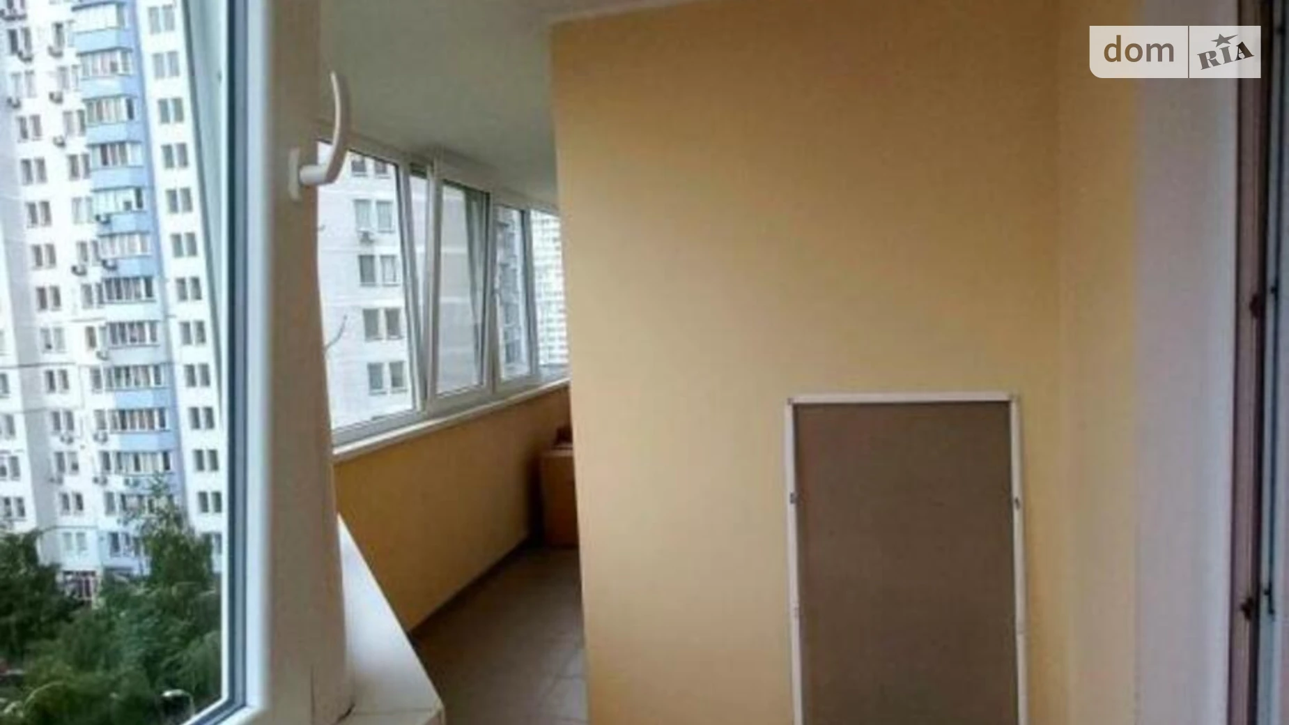 Продается 1-комнатная квартира 43 кв. м в Киеве, ул. Драгоманова, 6/1 - фото 3