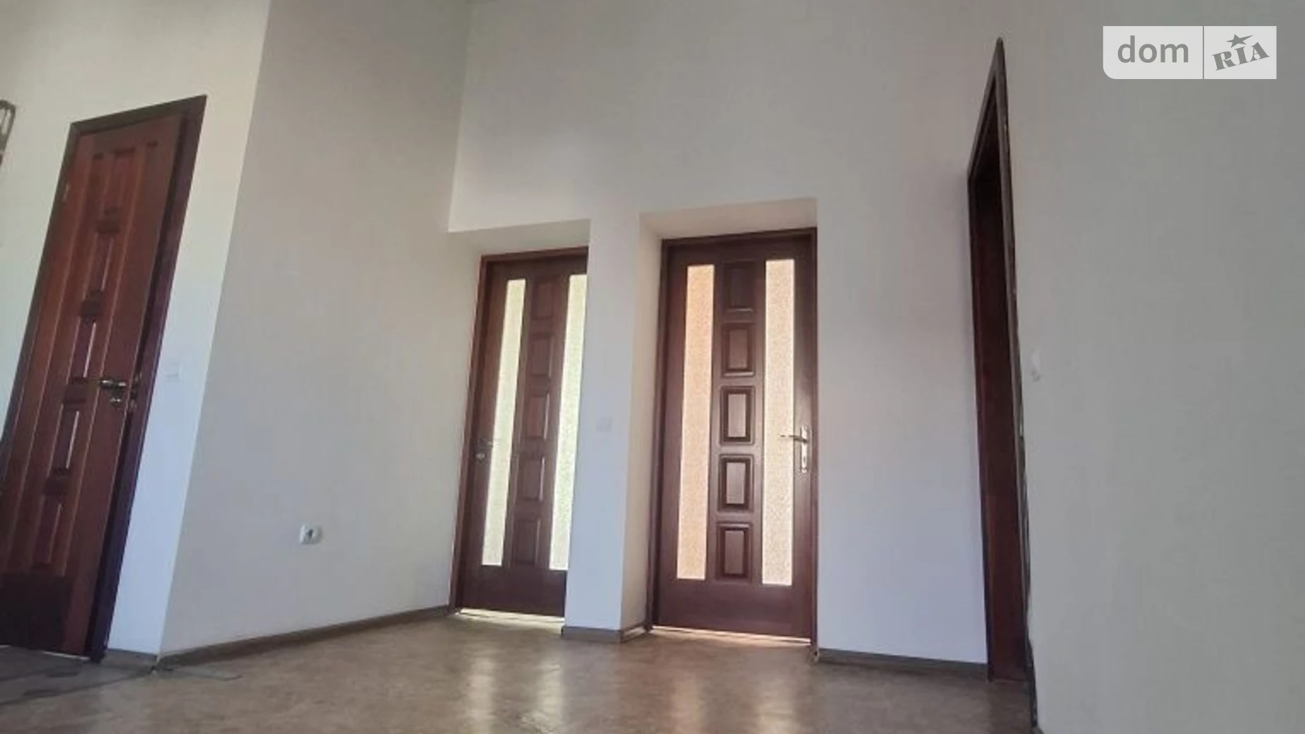 Продается 2-комнатная квартира 82 кв. м в Ровно, ул. Степана Демьянчука - фото 4