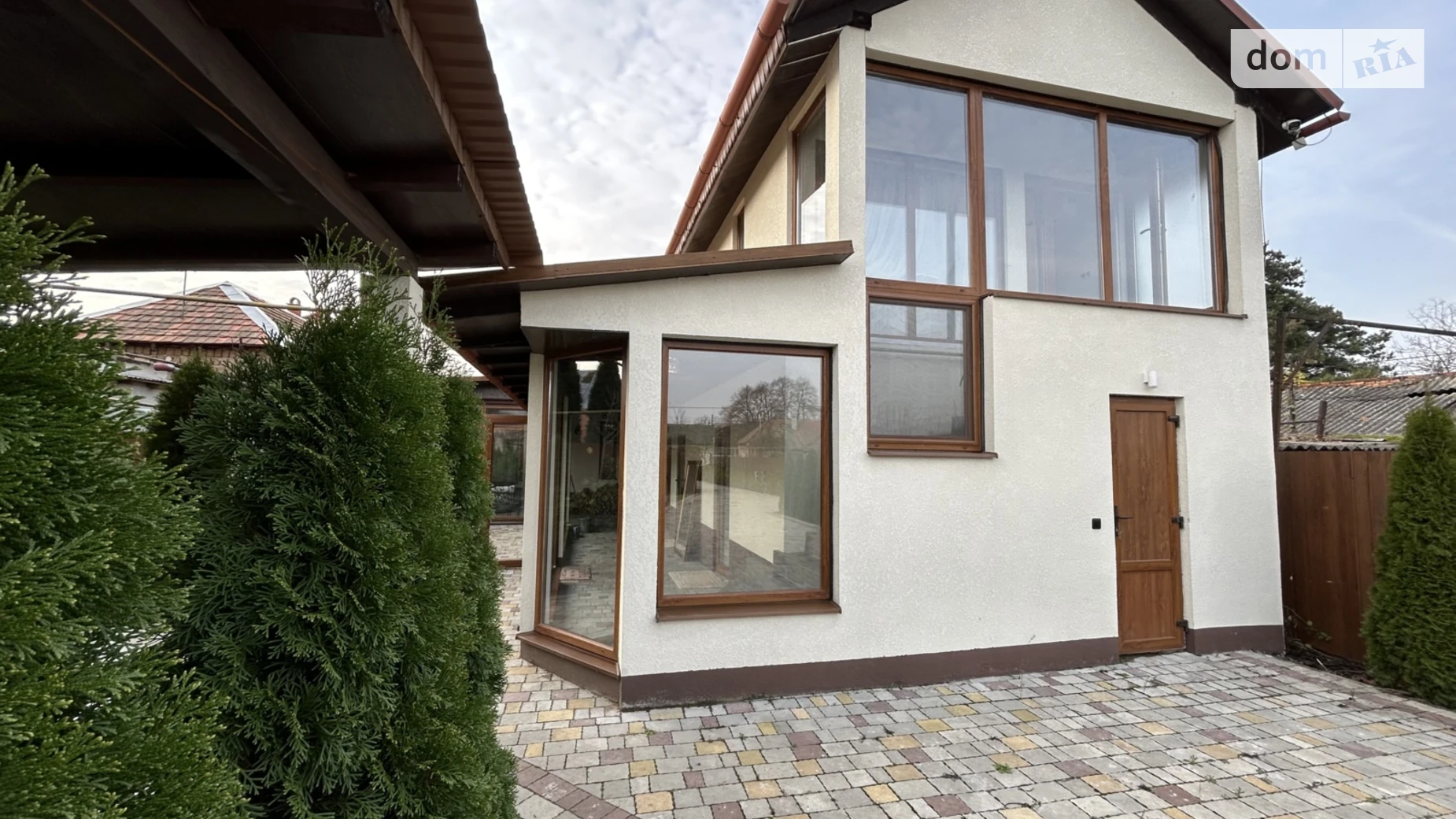 Продается одноэтажный дом 230 кв. м с беседкой, цена: 280000 $ - фото 2