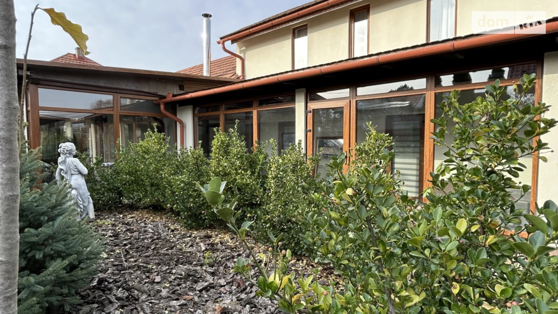 Продается одноэтажный дом 230 кв. м с беседкой, цена: 280000 $ - фото 3