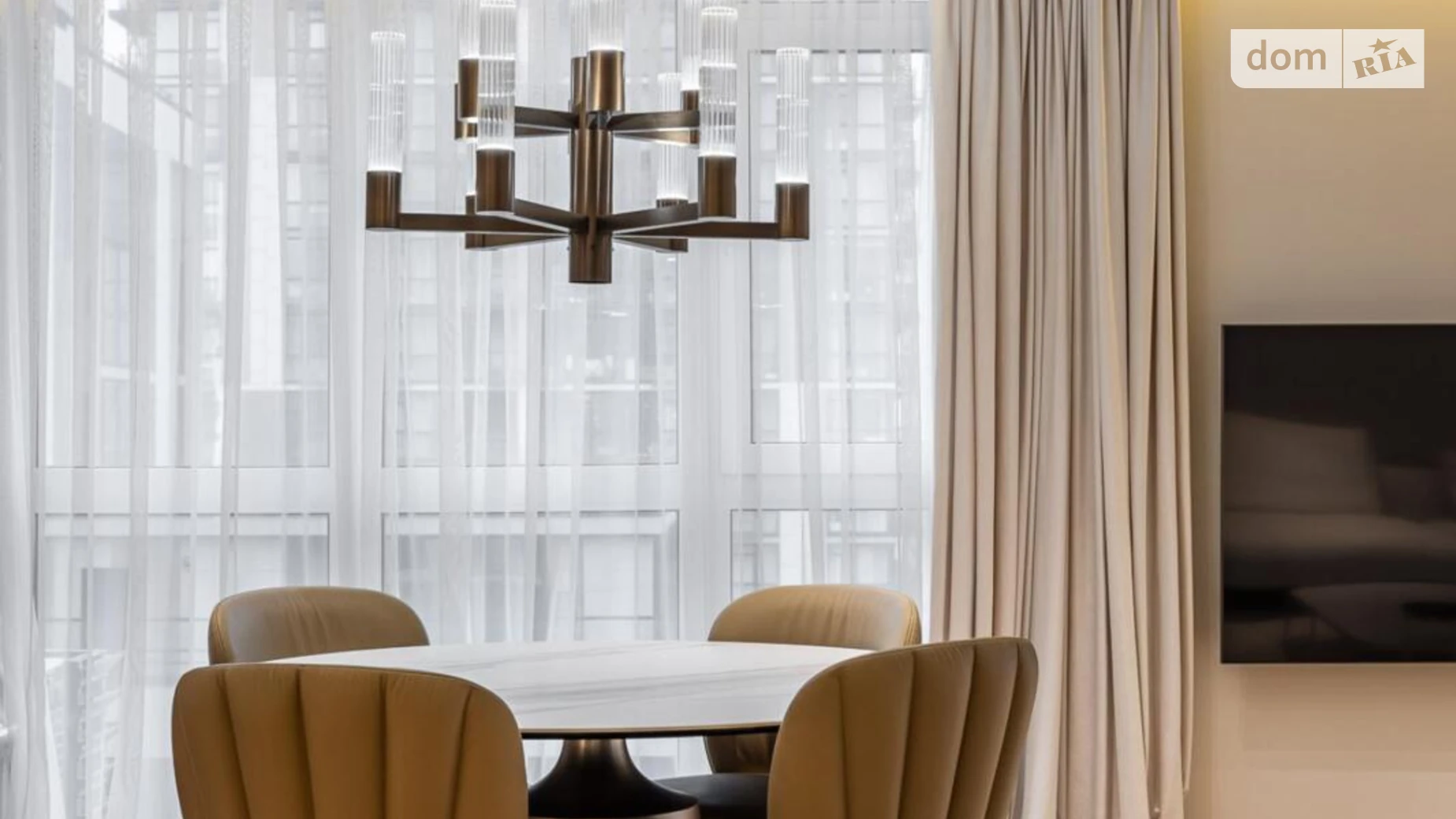 Продается 3-комнатная квартира 121.5 кв. м в Киеве, ул. Маккейна Джона - фото 3