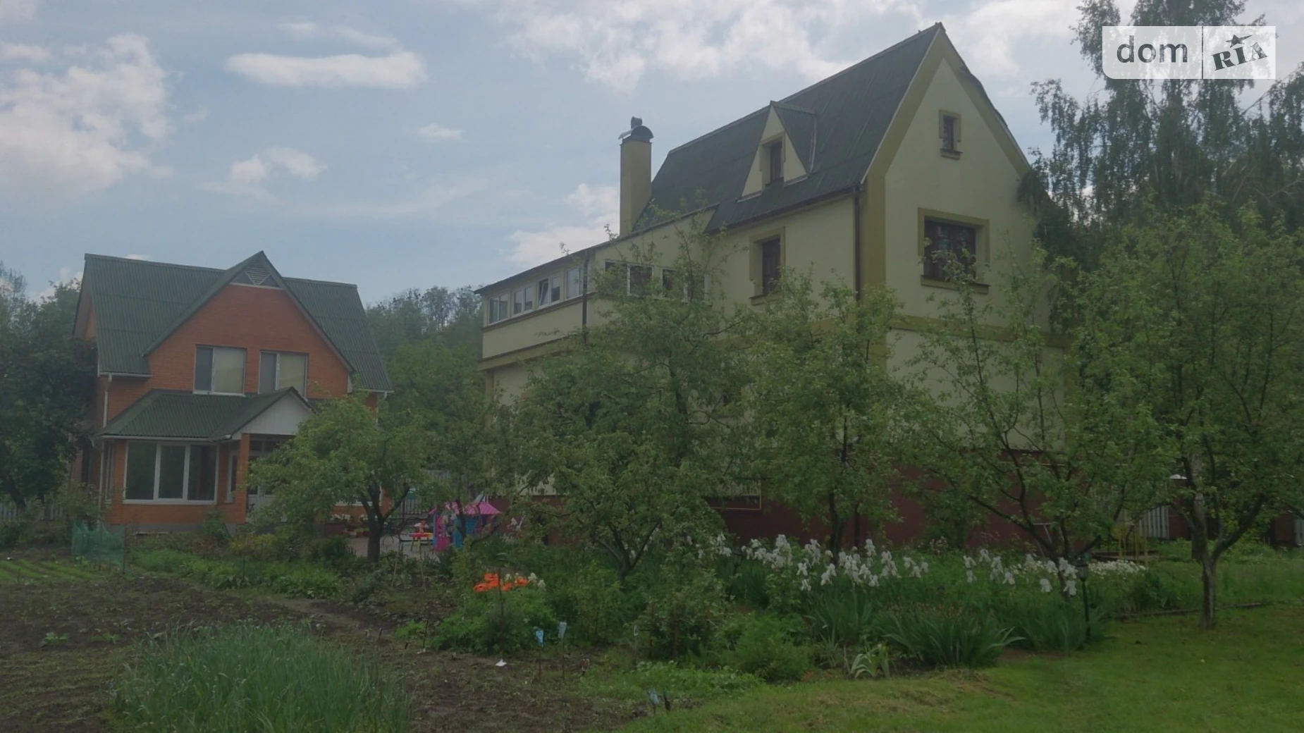 Продается дом на 3 этажа 239 кв. м с садом, цена: 350000 € - фото 2